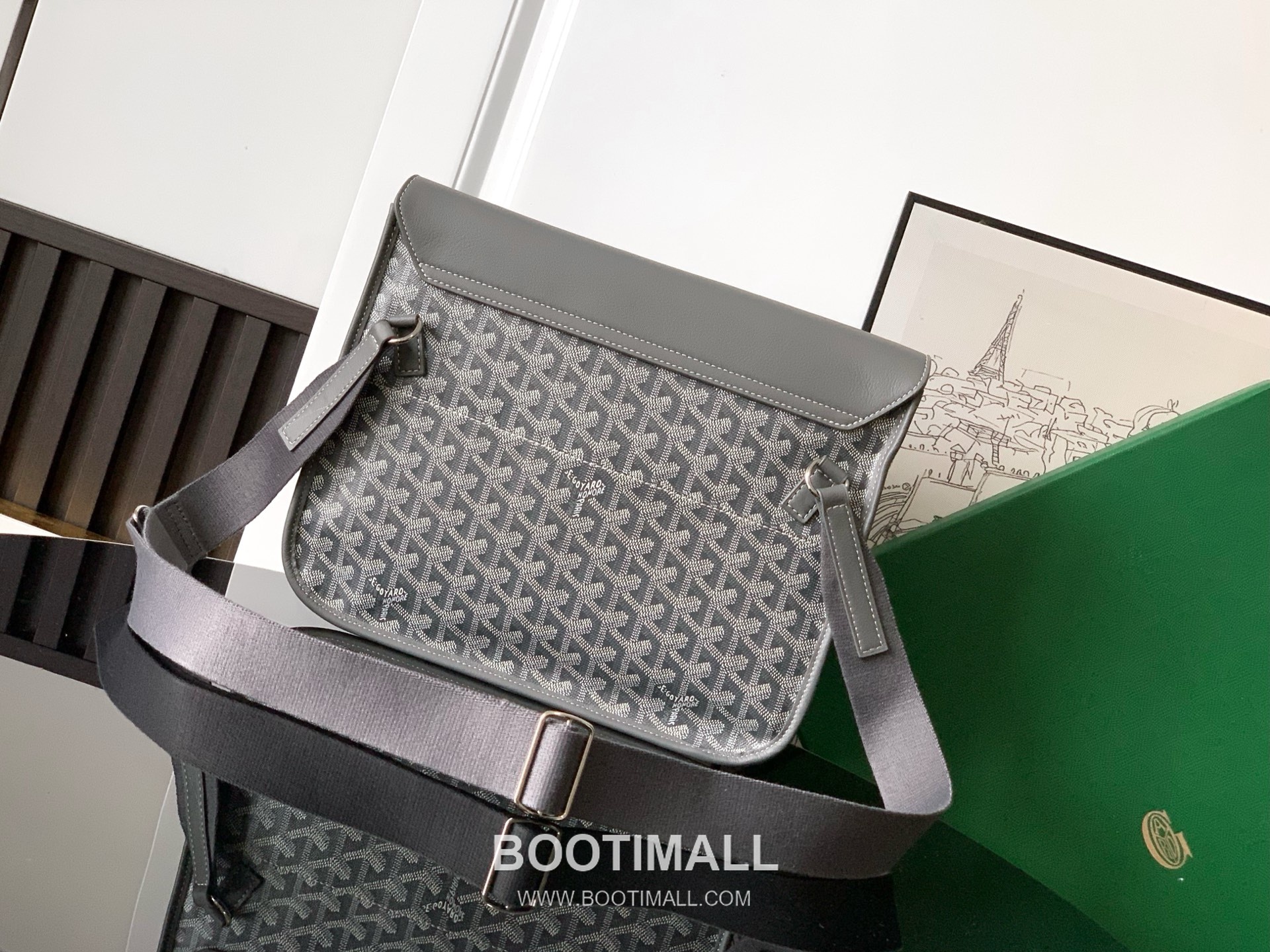 Goyard Coursier Goyardine Canvas Messenger Bag 8069 고야드 쿠르시에 고야딘 캔버스 메신저 크로스백 32cm 3