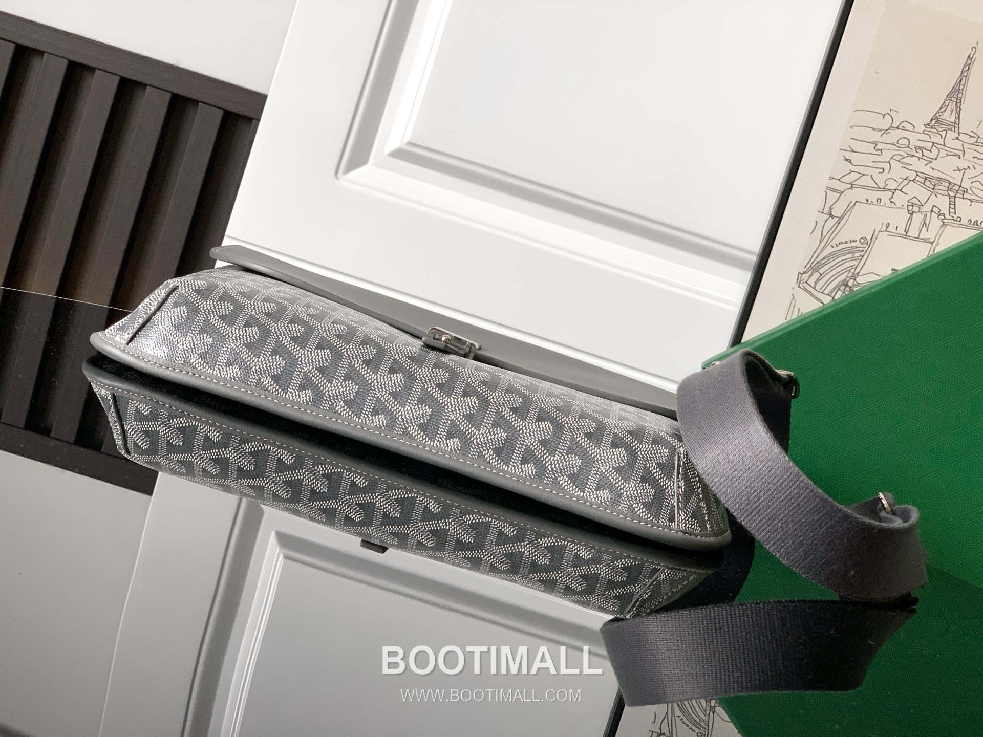 Goyard Coursier Goyardine Canvas Messenger Bag 8069 고야드 쿠르시에 고야딘 캔버스 메신저 크로스백 32cm 4