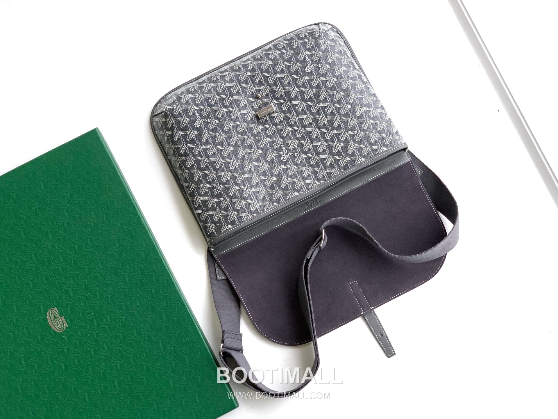 Goyard Coursier Goyardine Canvas Messenger Bag 8069 고야드 쿠르시에 고야딘 캔버스 메신저 크로스백 32cm 5