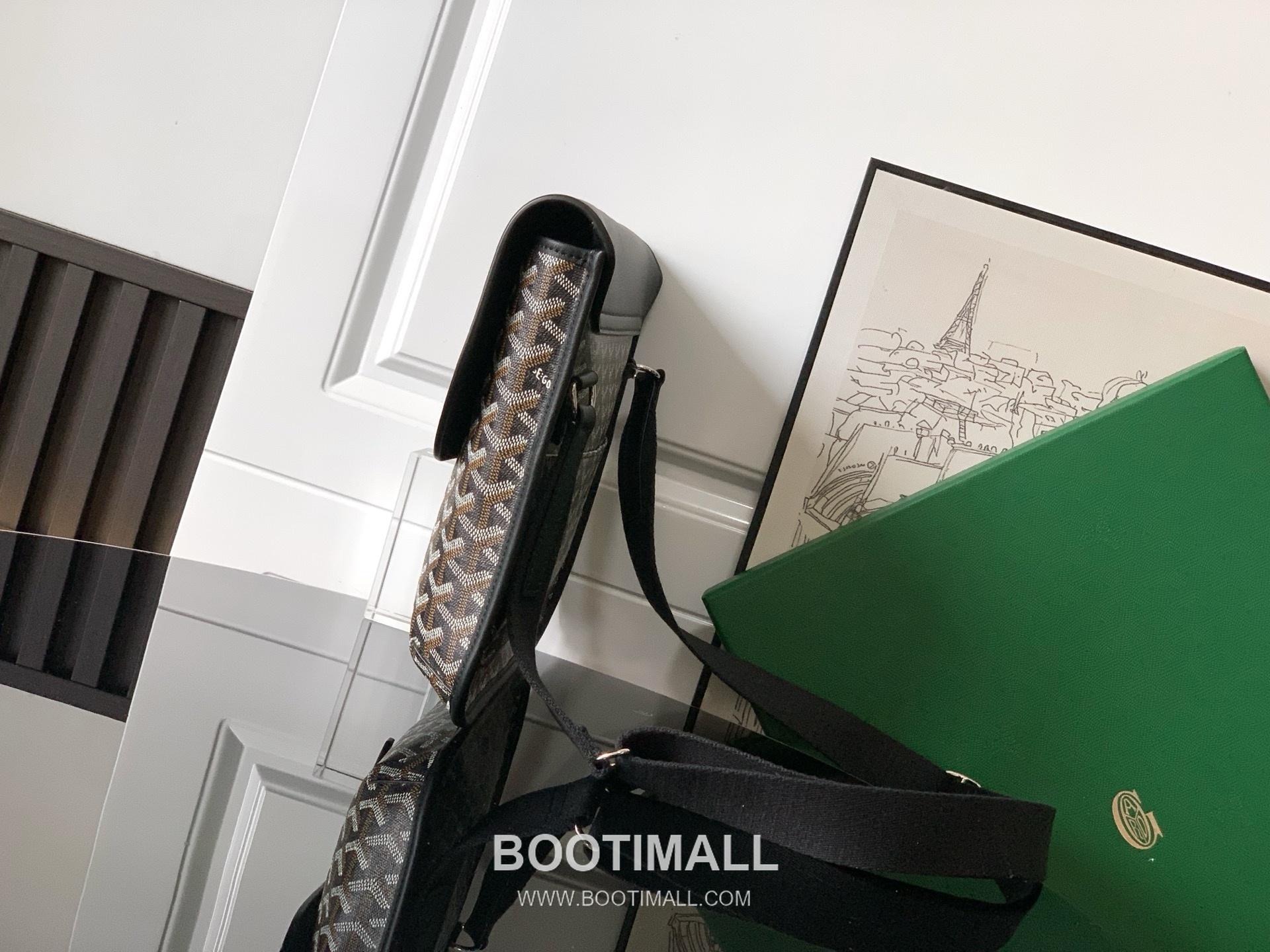 Goyard Coursier Goyardine Canvas Messenger Bag 8069 고야드 쿠르시에 고야딘 캔버스 메신저 크로스백 32cm 2