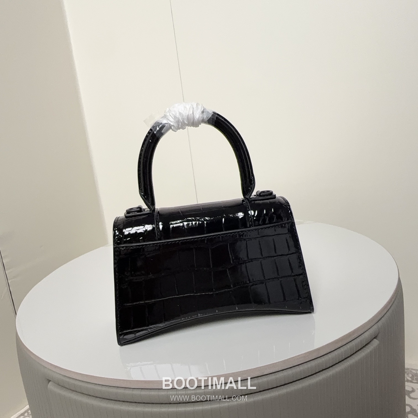 Balenciaga Hourglass Crocodile Embossed Calfskin XS Top Handle Bag B0070 발렌시아가 아워글래스 크로커다일 엠보스드 카프스킨 XS 탑핸들 숄더백 21cm 3