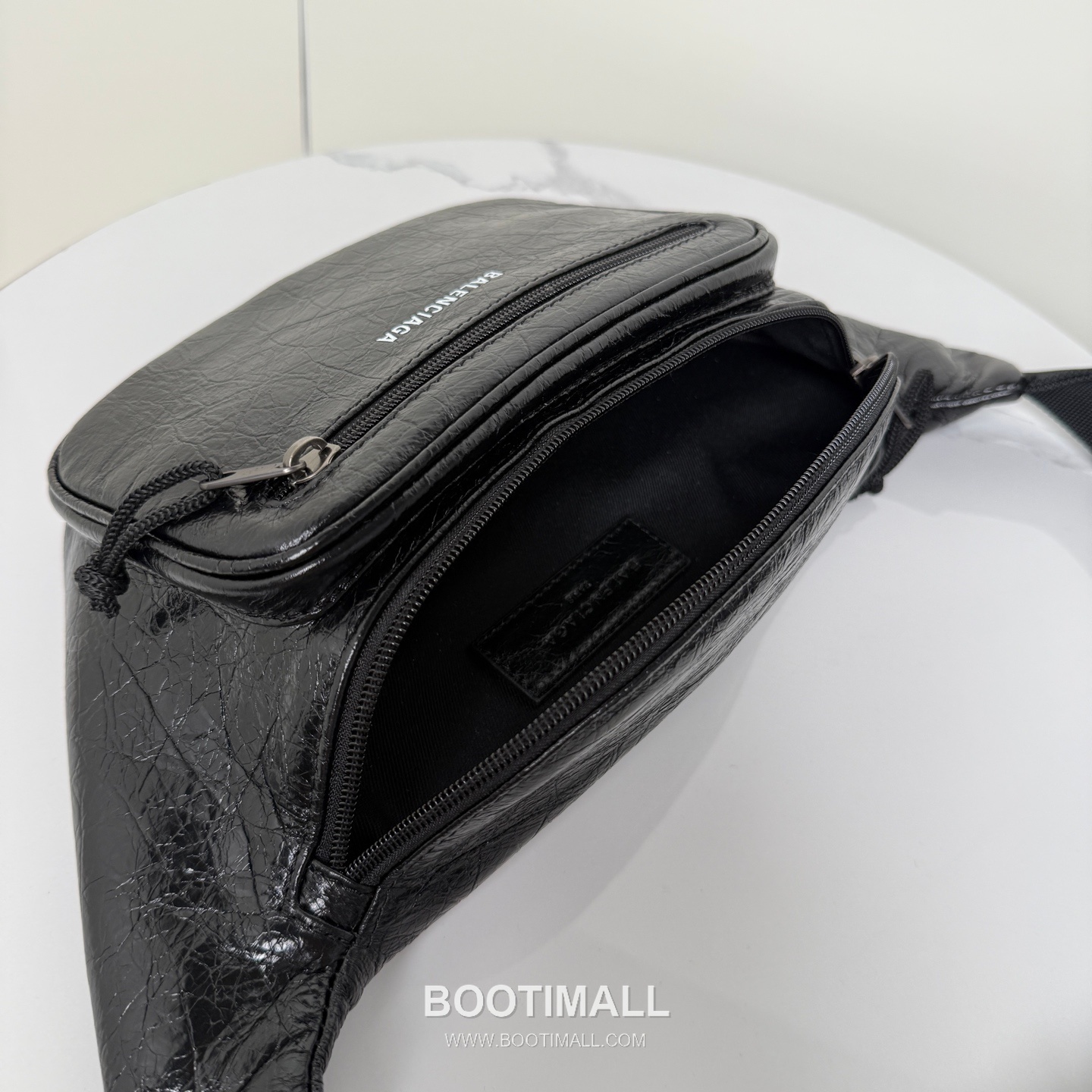 Balenciaga Explorer Cracked Lambskin Belt Bag B0049 발렌시아가 익스플로러 크랙 램스킨 벨트백 25cm 7