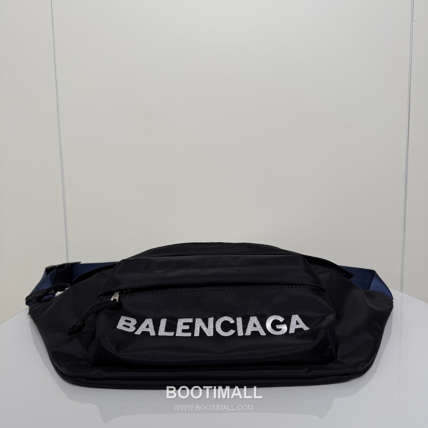 Balenciaga Wheel Logo Embroidered Nylon Belt Bag B0038 발렌시아가 휠 로고 자수 나일론 벨트백 23cm 4