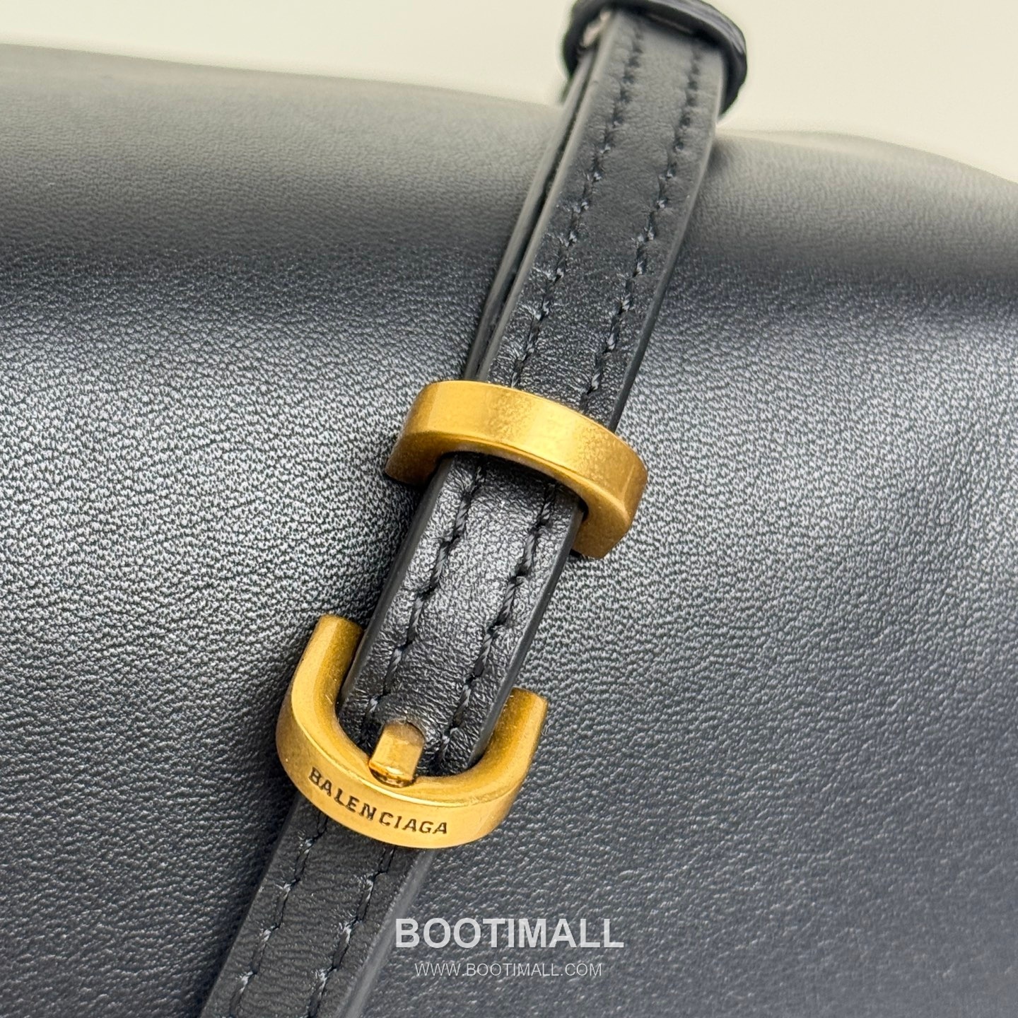 Balenciaga Rodeo Leather Vanity Shoulder Bag B0075 발렌시아가 로데오 레더 베니티 숄더백 18cm 17