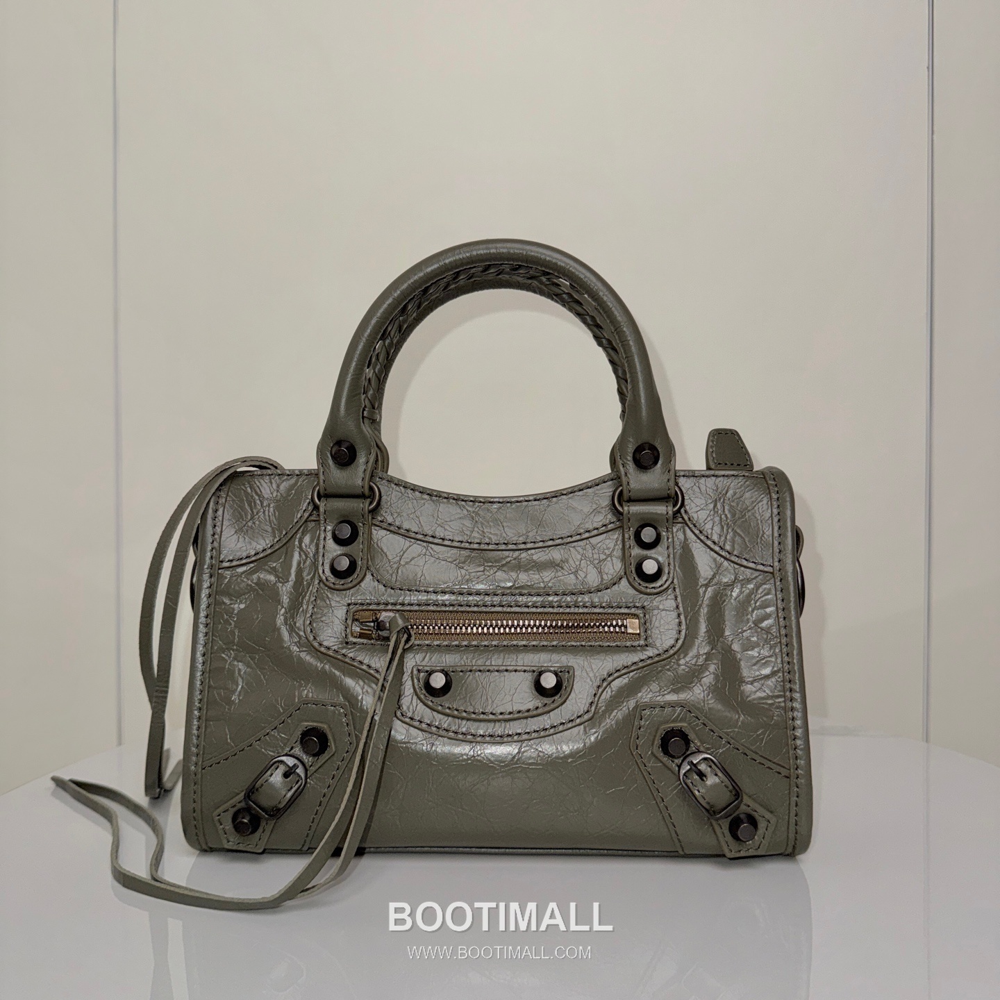 Balenciaga Le City Cracked Lambskin Small Motorcycle Bag B0078 발렌시아가 르 시티 크랙 램스킨 스몰 모터사이클 숄더백 24cm 1