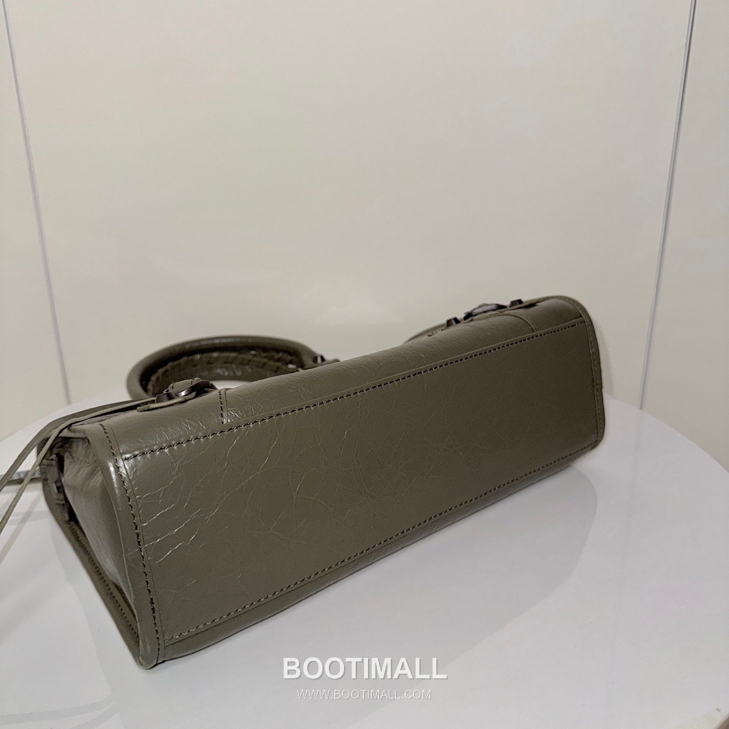 Balenciaga Le City Cracked Lambskin Medium Motorcycle Bag B0088 발렌시아가 르 시티 크랙 램스킨 미디엄 모터사이클 숄더백 30cm 5