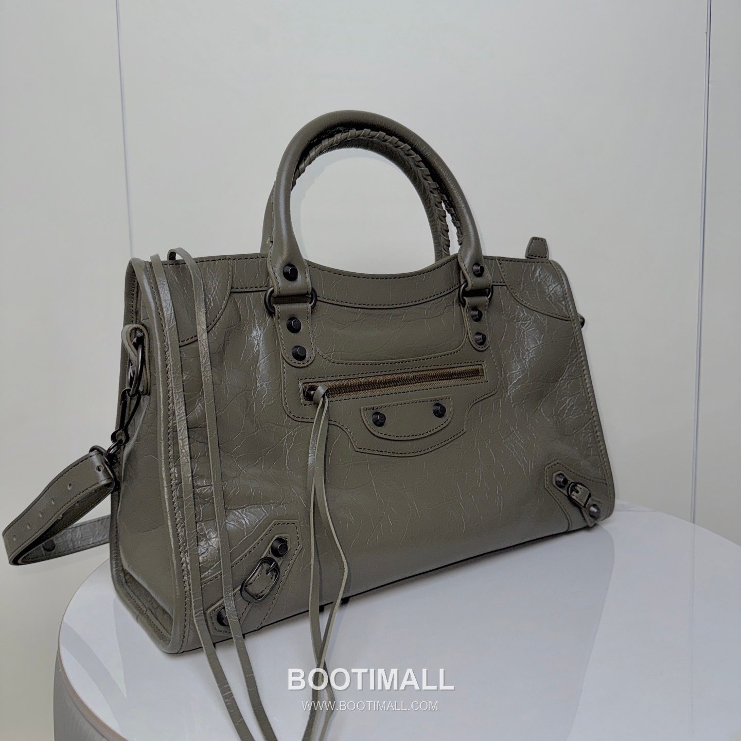 Balenciaga Le City Cracked Lambskin Large Motorcycle Bag B0098 발렌시아가 르 시티 크랙 램스킨 라지 모터사이클 숄더백 38cm 2