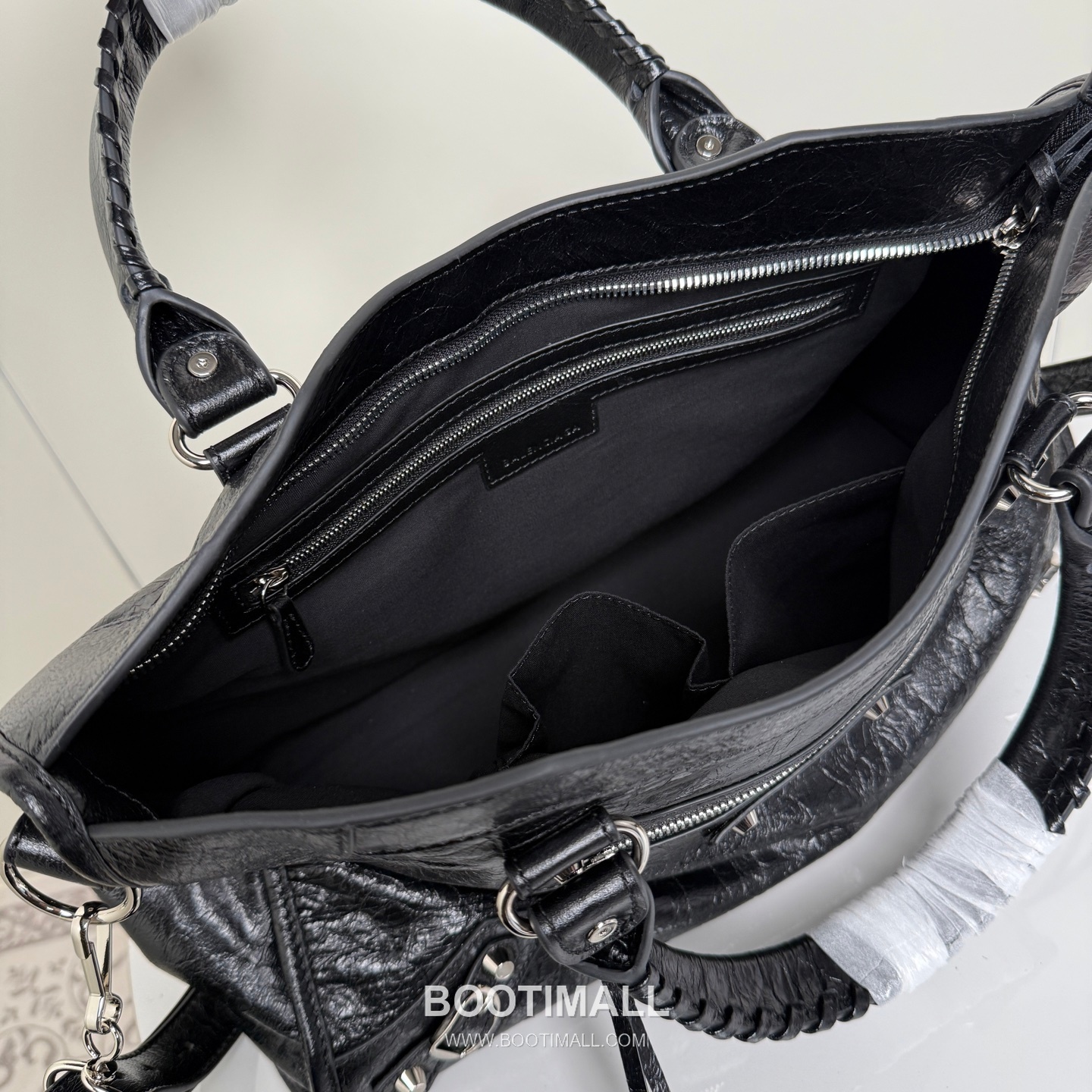 Balenciaga Le City Cracked Lambskin Large Motorcycle Bag B0098 발렌시아가 르 시티 크랙 램스킨 라지 모터사이클 숄더백 38cm 8