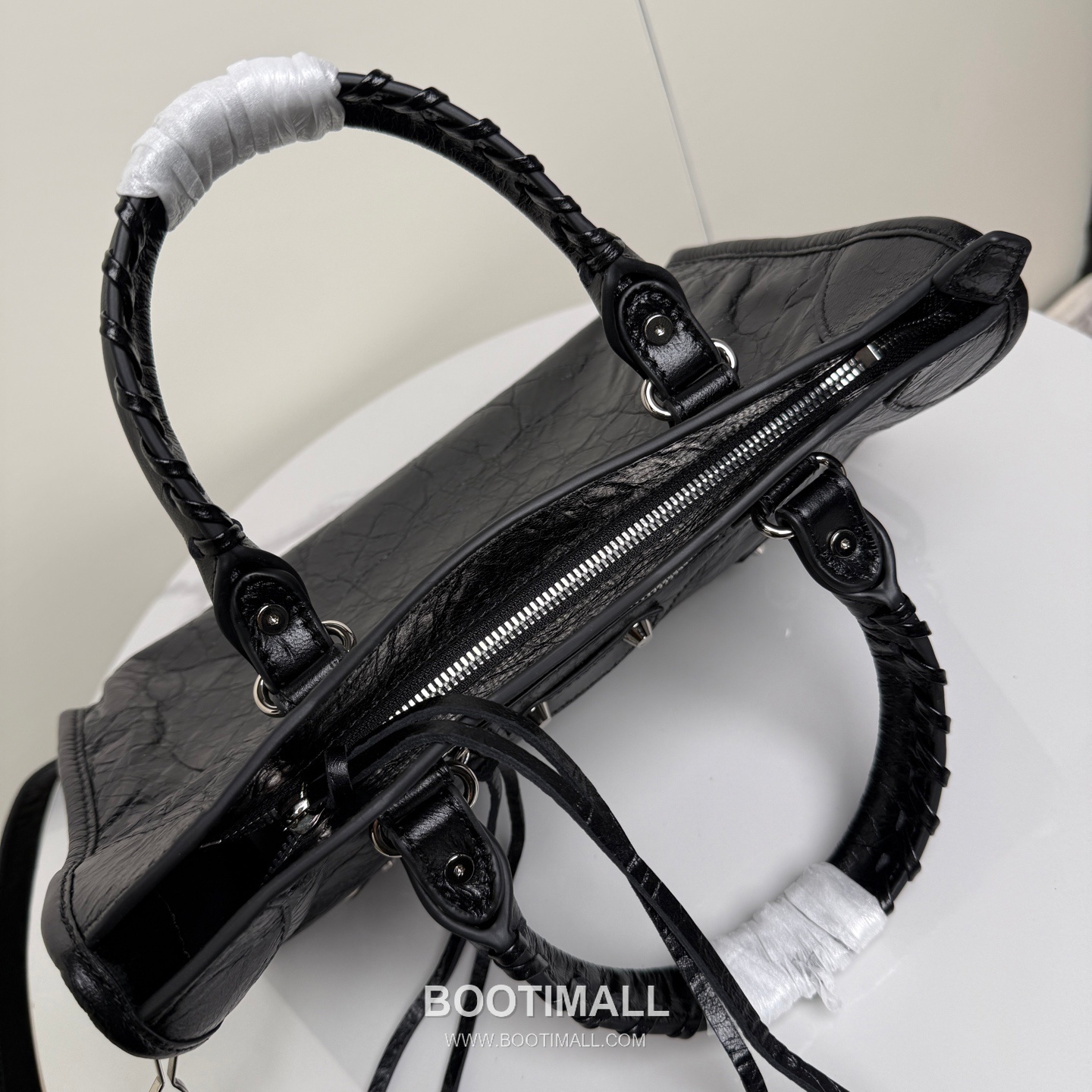 Balenciaga Le City Cracked Lambskin Medium Motorcycle Bag B0088 발렌시아가 르 시티 크랙 램스킨 미디엄 모터사이클 숄더백 30cm 7