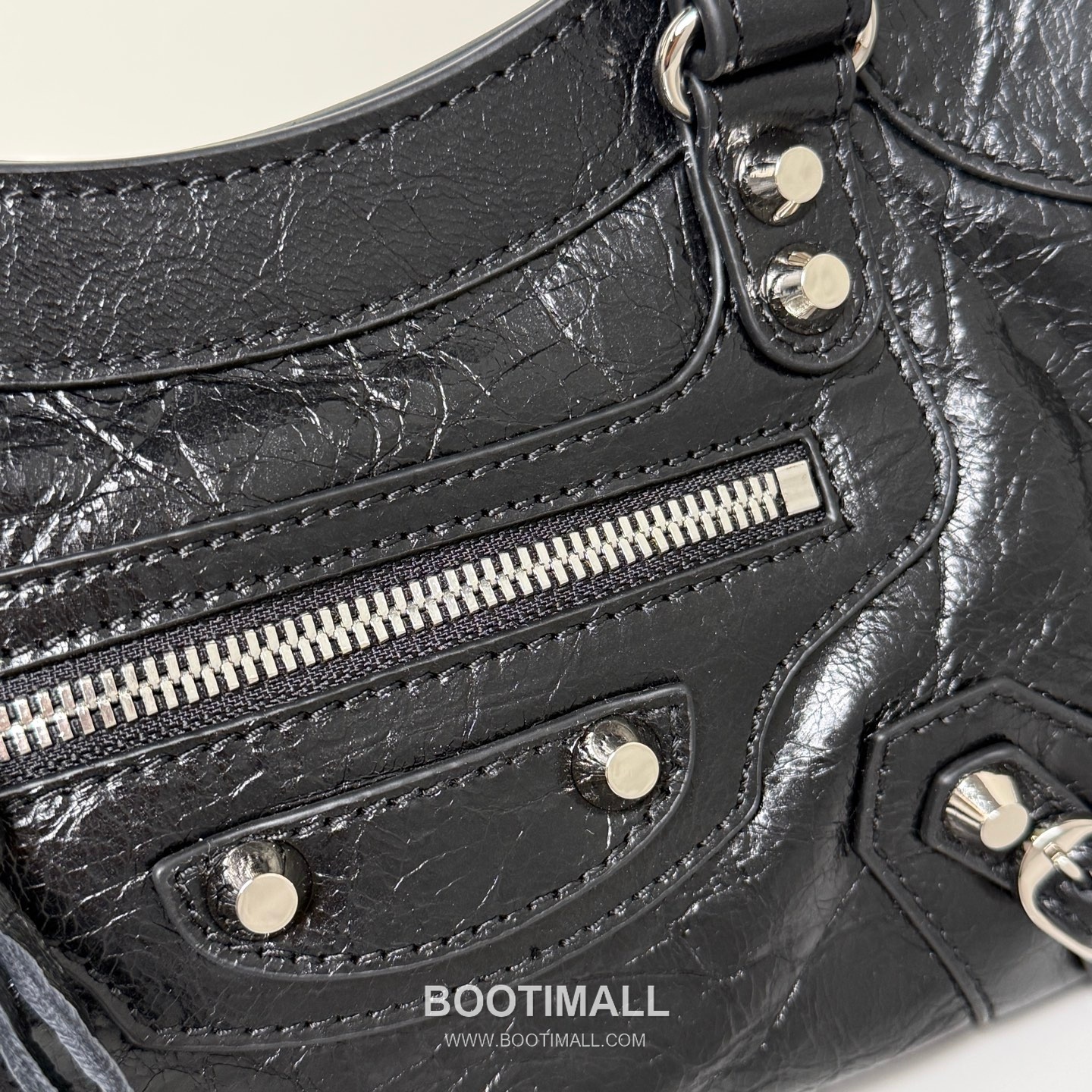 Balenciaga Le City Cracked Lambskin Small Motorcycle Bag B0078 발렌시아가 르 시티 크랙 램스킨 스몰 모터사이클 숄더백 24cm 8