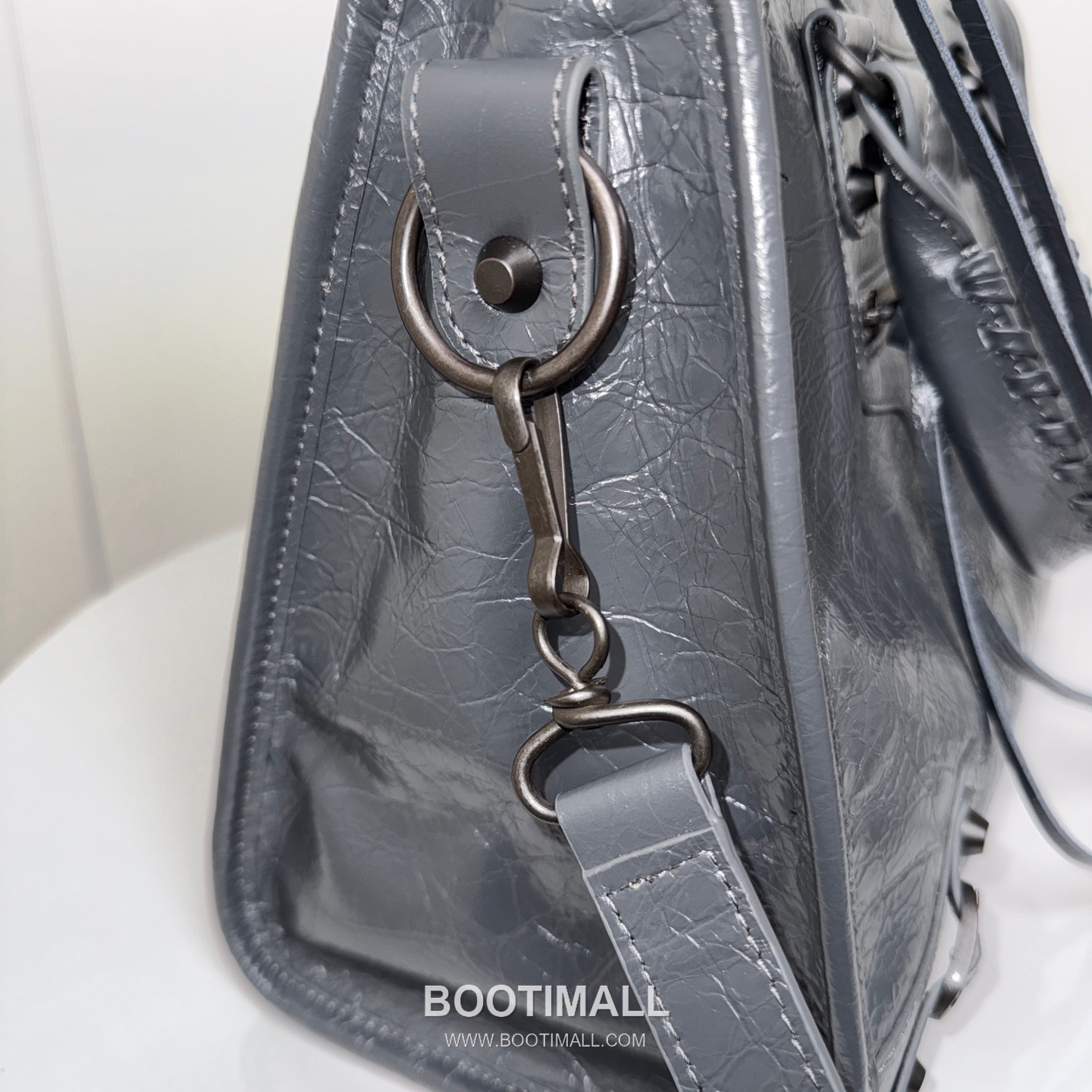 Balenciaga Le City Cracked Lambskin Large Motorcycle Bag B0098 발렌시아가 르 시티 크랙 램스킨 라지 모터사이클 숄더백 38cm 8