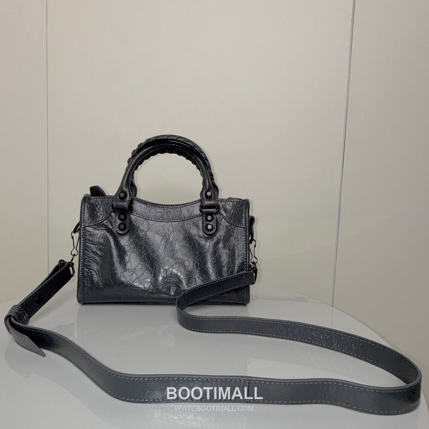 Balenciaga Le City Cracked Lambskin Small Motorcycle Bag B0078 발렌시아가 르 시티 크랙 램스킨 스몰 모터사이클 숄더백 24cm 4