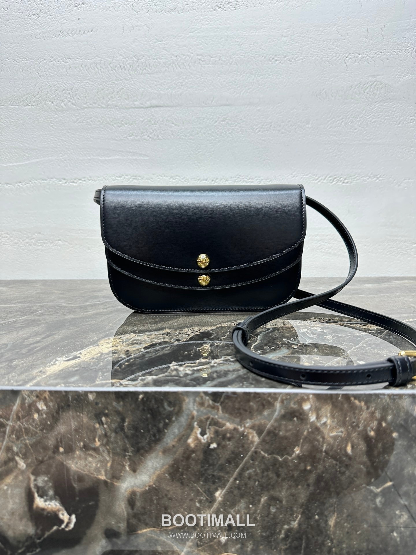 Celine Duo Strap Leather Wallet Crossbody Bag 10P673 셀린느 듀오 스트랩 레더 월렛 크로스백 20cm 1