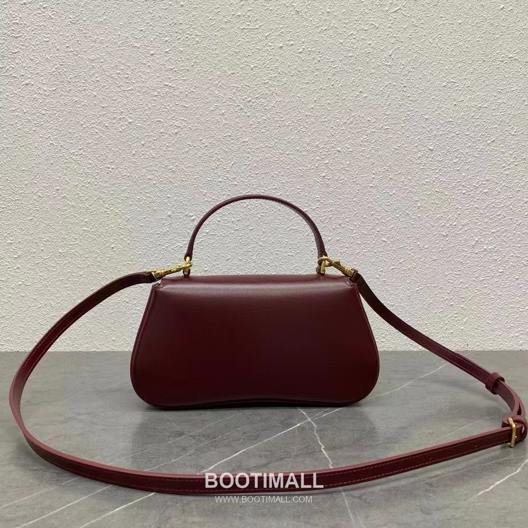 Celine Teen Lola Triomphe Leather Shoulder Bag 119533 셀린느 틴 롤라 트리옴프 레더 숄더백 22.5cm 4