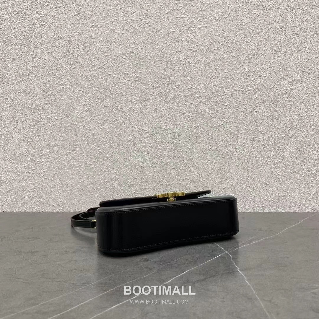 Celine Teen Lola Triomphe Leather Shoulder Bag 119533 셀린느 틴 롤라 트리옴프 레더 숄더백 22.5cm 4