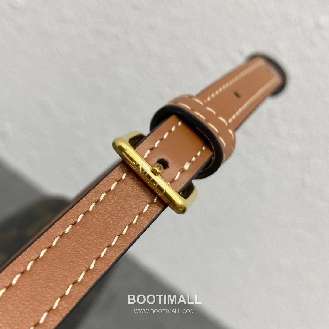 Celine Teen Lola Triomphe Leather Flap Shoulder Bag 119533 셀린느 틴 롤라 트리옴프 레더 플랩 숄더백 22.5cm 9