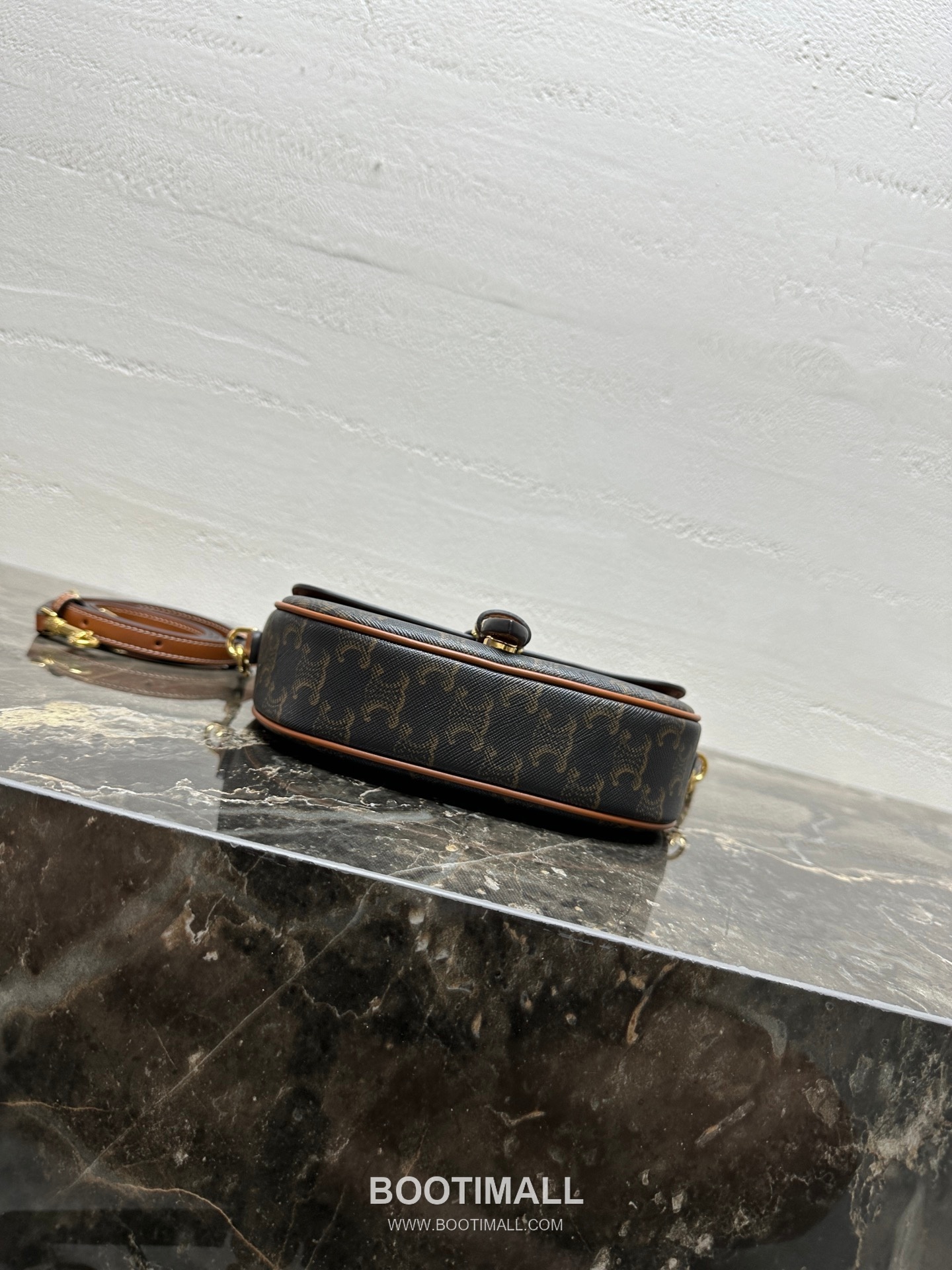 Celine Folco Triomphe Canvas Leather Shoulder Bag 122652 셀린느 폴코 트리옴프 캔버스 레더 숄더 크로스백 20cm 17