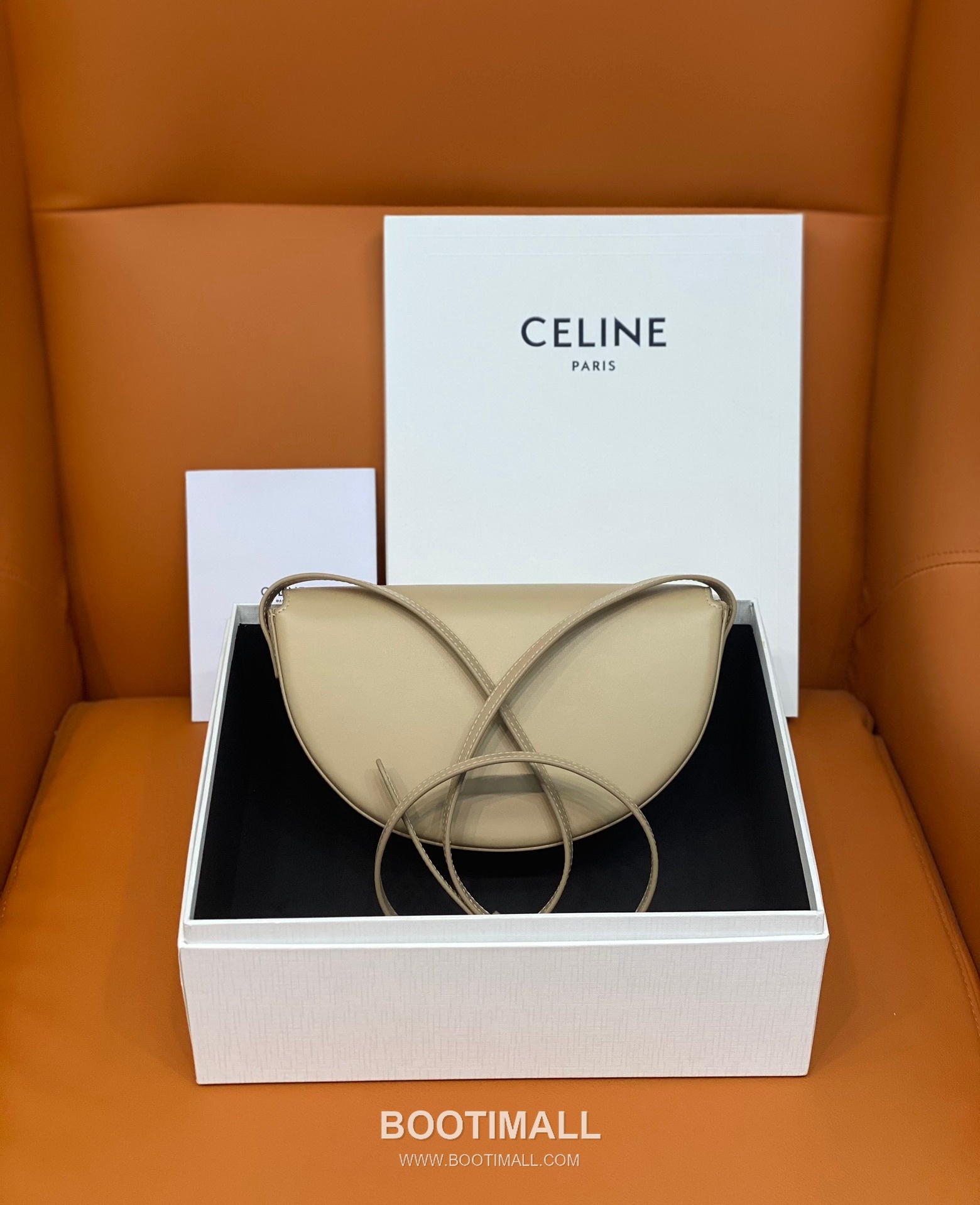 Celine Besace Triomphe Smooth Calfskin Shoulder Bag 111233 셀린느 베사체 트리옴프 스무스 카프스킨 숄더 크로스백 23cm 2