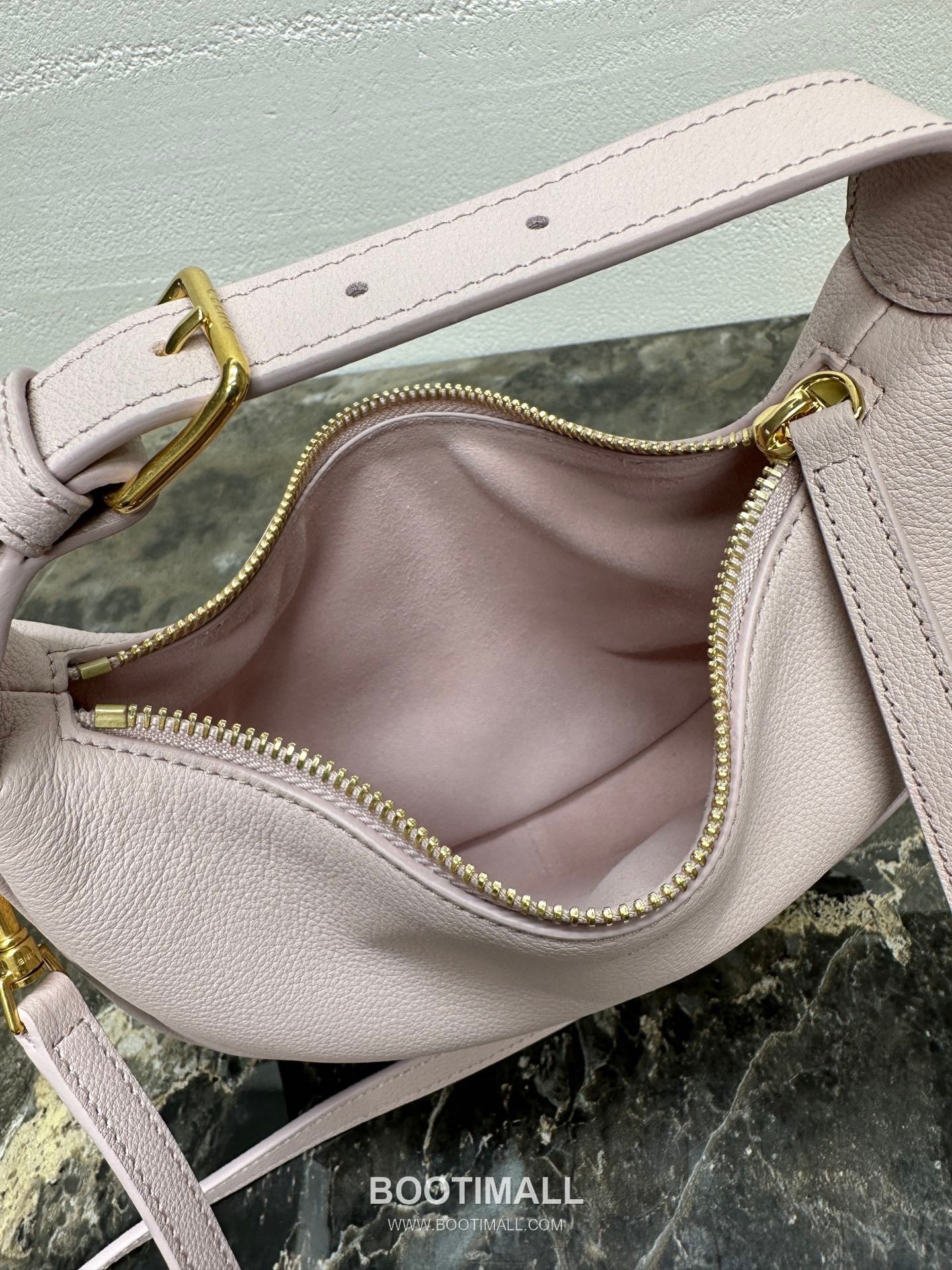 Celine Teen Lulu Grained Calfskin Leather Top Handle Shoulder Bag 120723 셀린느 틴 룰루 그레인 카프스킨 탑핸들 숄더 크로스백 24cm 8