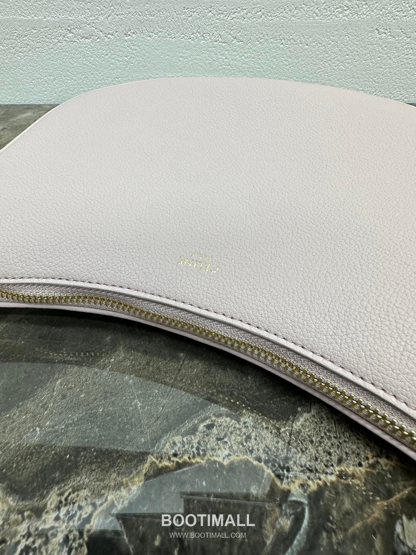 Celine Teen Lulu Grained Calfskin Leather Top Handle Shoulder Bag 120723 셀린느 틴 룰루 그레인 카프스킨 탑핸들 숄더 크로스백 24cm 9