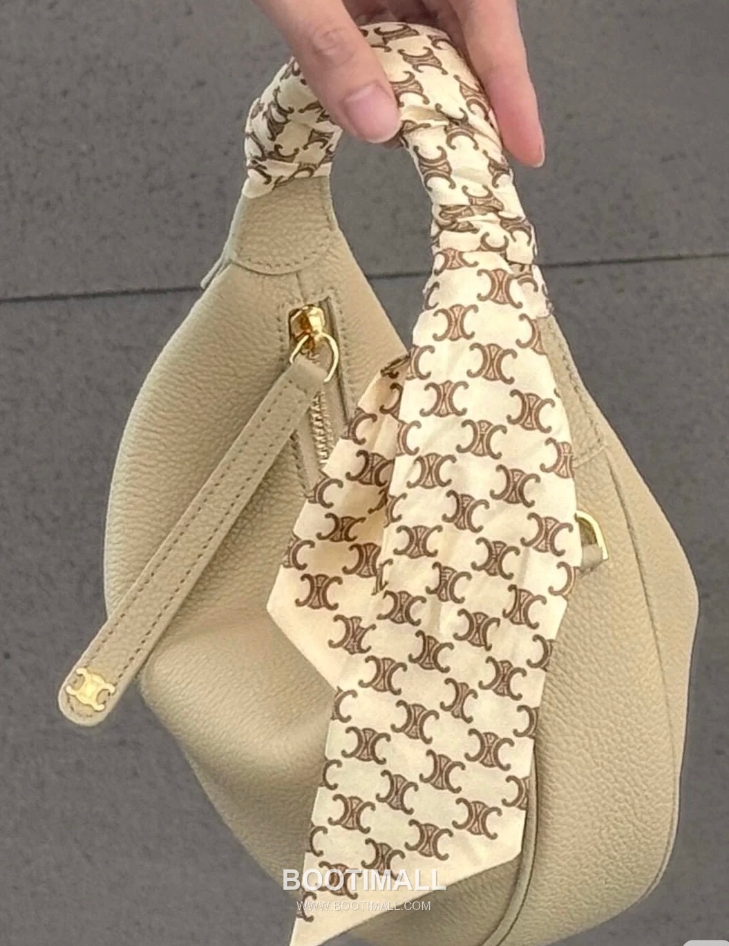 Celine Teen Lulu Grained Calfskin Leather Top Handle Shoulder Bag 120723 셀린느 틴 룰루 그레인 카프스킨 탑핸들 숄더 크로스백 24cm 2