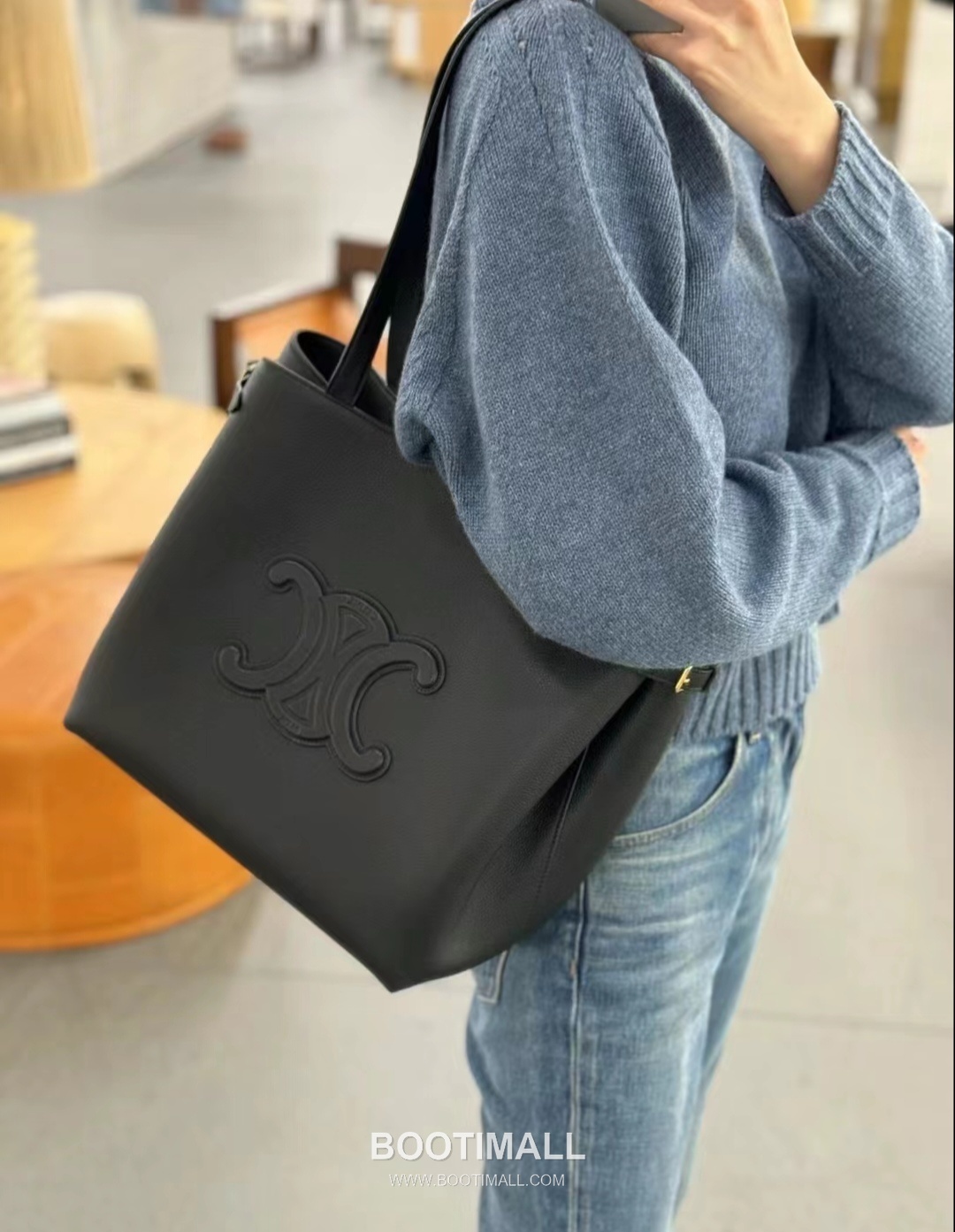 Celine Cabas Anaïs Grained Calfskin Large Tote Bag 116853ENY.04LU 셀린느 카바스 아나이스 그레인 카프스킨 라지 토트백 54cm 5