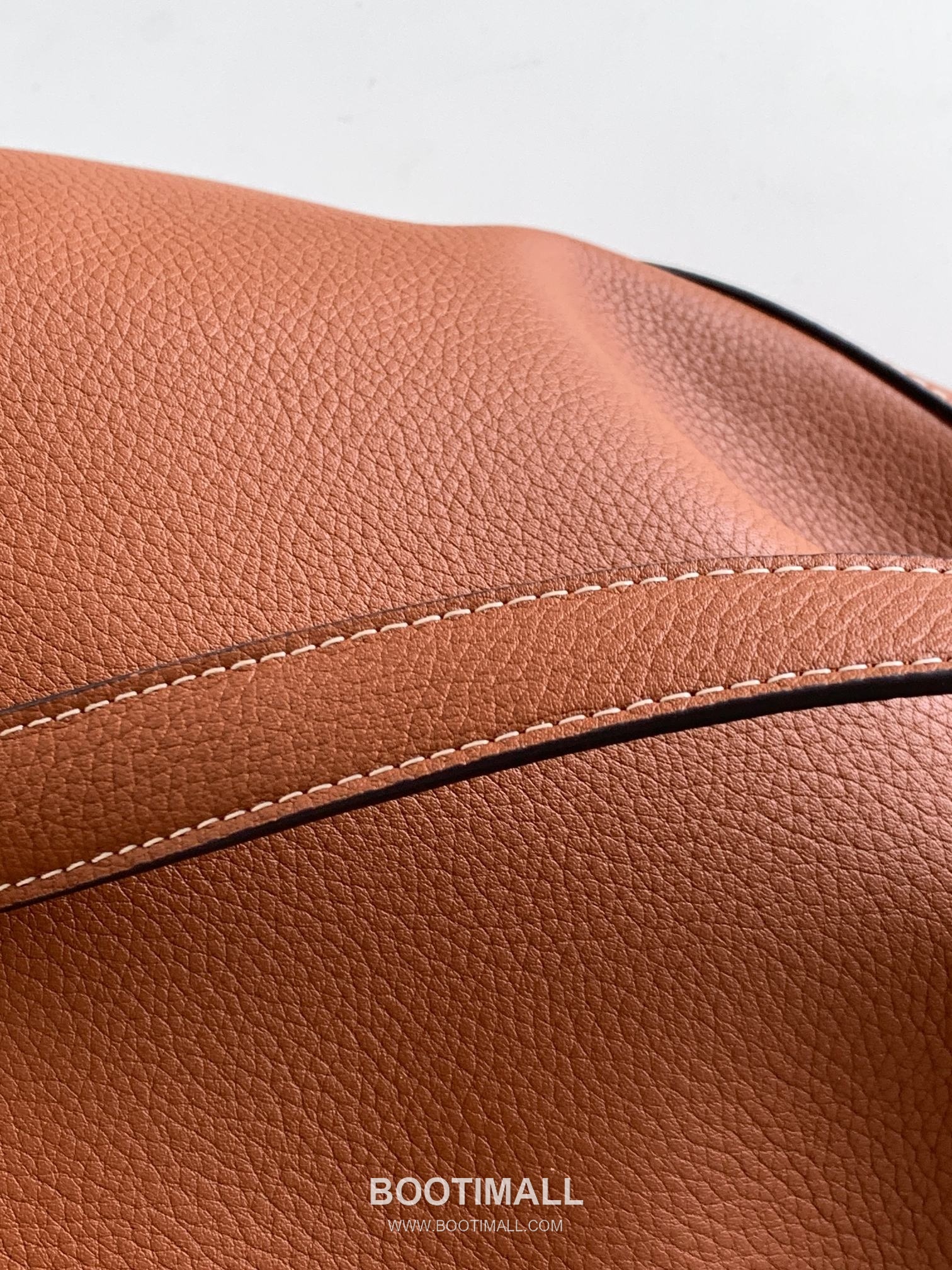 Celine Cabas Anaïs Grained Calfskin Large Tote Bag 116853ENY.04LU 셀린느 카바스 아나이스 그레인 카프스킨 라지 토트백 54cm 16