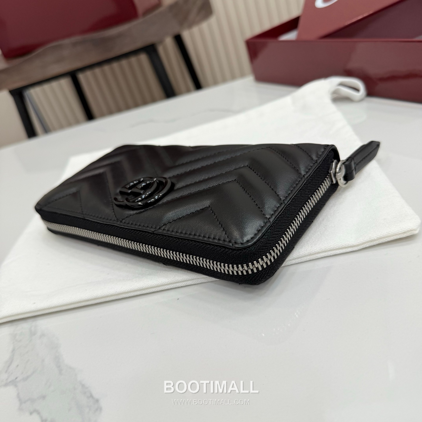 Gucci GG Marmont Quilted Leather Zip Around Wallet 443123 구찌 GG 마몬트 퀼팅 레더 집어라운드 장지갑 블랙 하드웨어 19cm 4