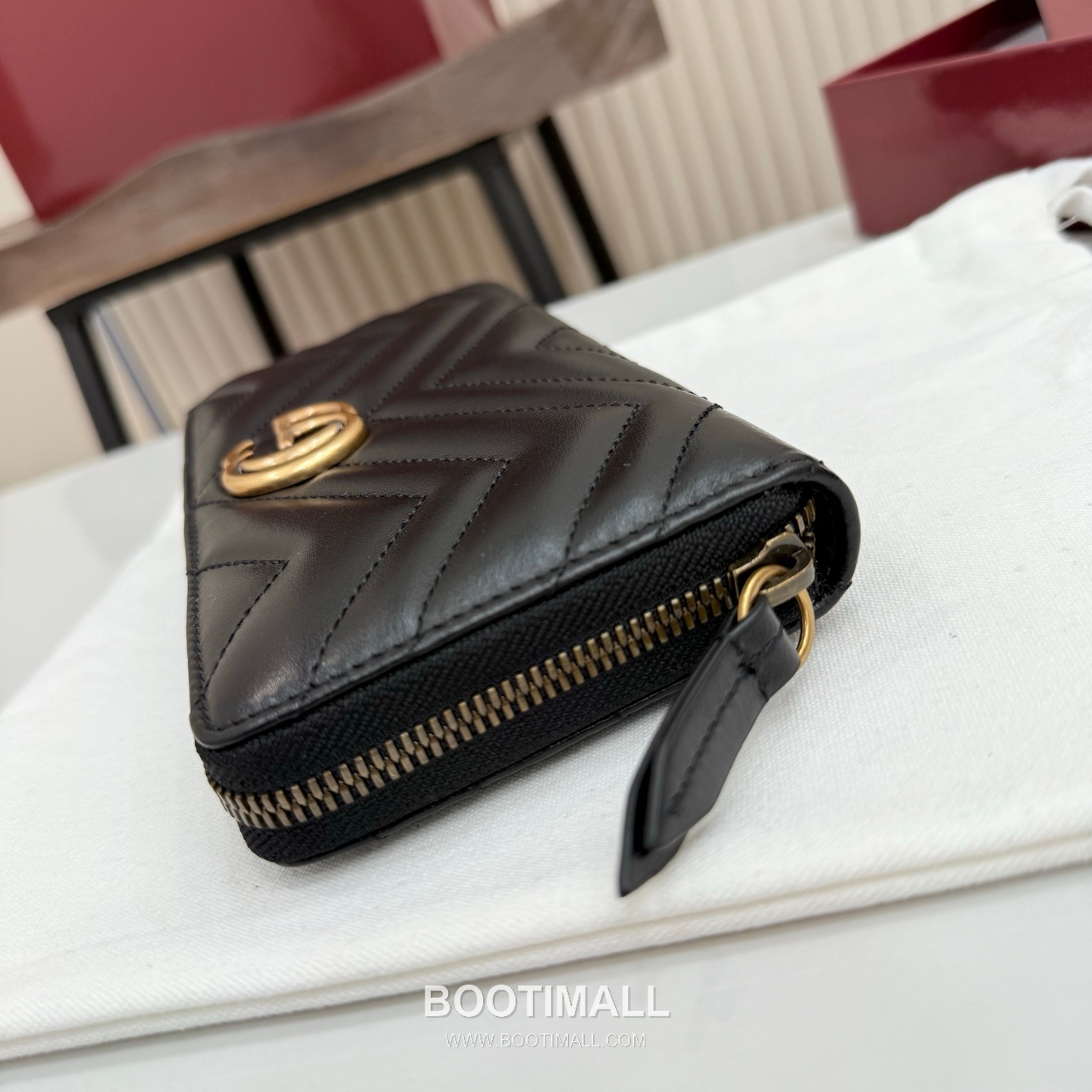 Gucci GG Marmont Quilted Leather Zip Around Wallet 443123 구찌 GG 마몬트 퀼팅 레더 집어라운드 장지갑 골드 하드웨어 19cm 4