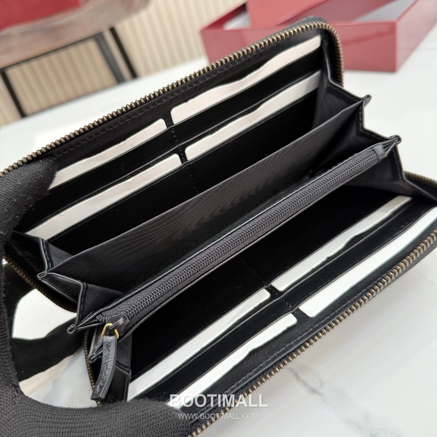 Gucci GG Marmont Quilted Leather Zip Around Wallet 443123 구찌 GG 마몬트 퀼팅 레더 집어라운드 장지갑 골드 하드웨어 19cm 9