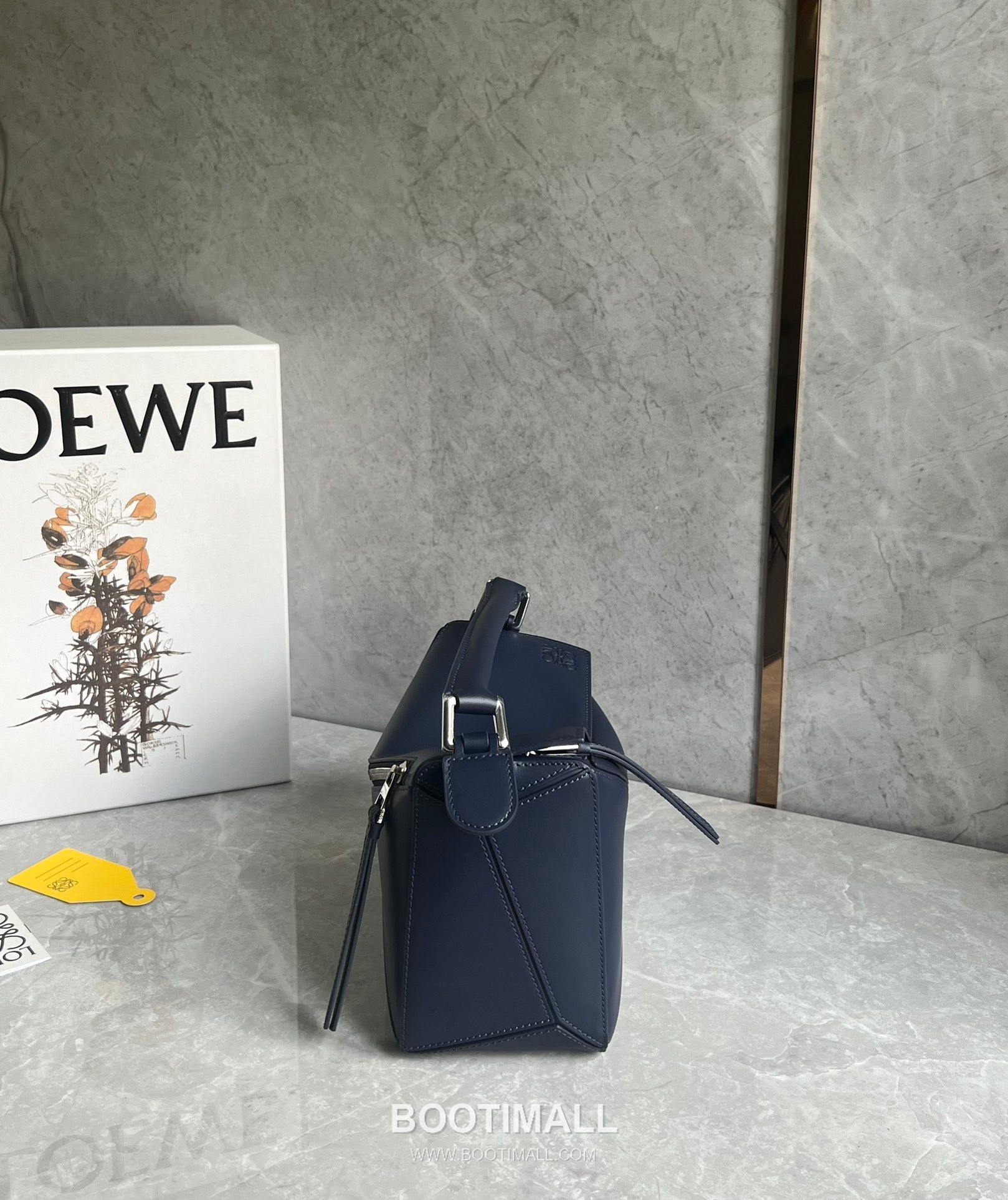 Loewe Puzzle Satin Calfskin Leather Shoulder Bag ID061609 로에베 퍼즐 새틴 카프스킨 레더 숄더 크로스백 24cm 4