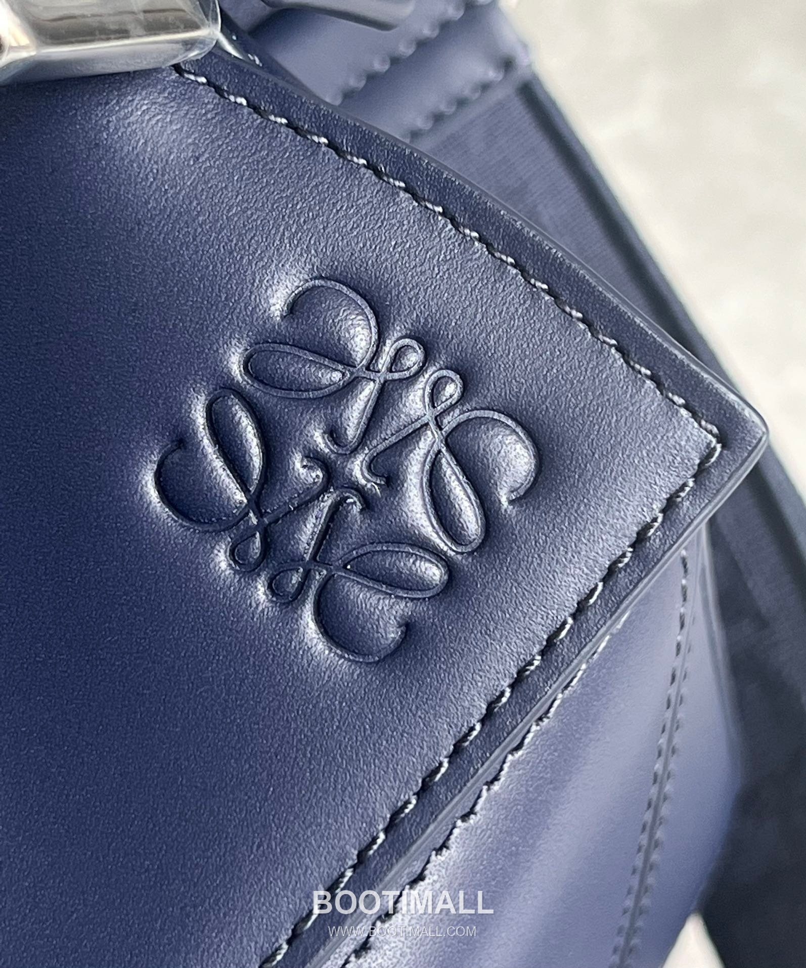 Loewe Puzzle Satin Calfskin Leather Shoulder Bag ID061609 로에베 퍼즐 새틴 카프스킨 레더 숄더 크로스백 24cm 7