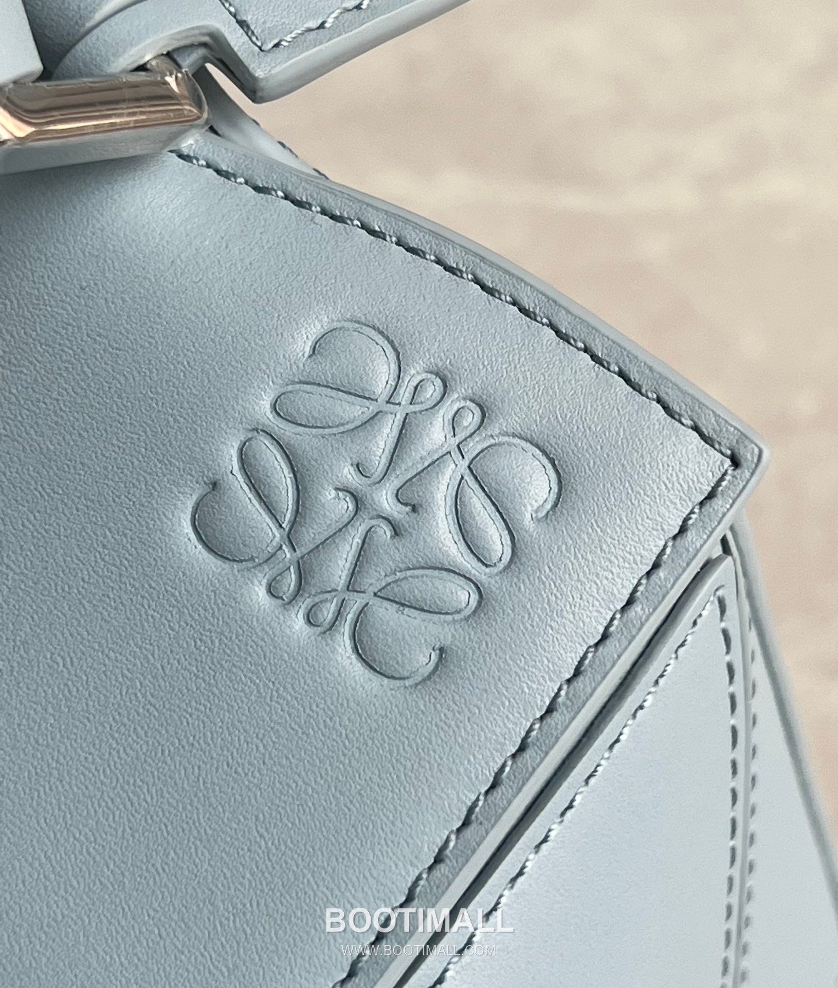 Loewe Puzzle Satin Calfskin Leather Shoulder Bag ID061609 로에베 퍼즐 새틴 카프스킨 레더 숄더 크로스백 24cm 5