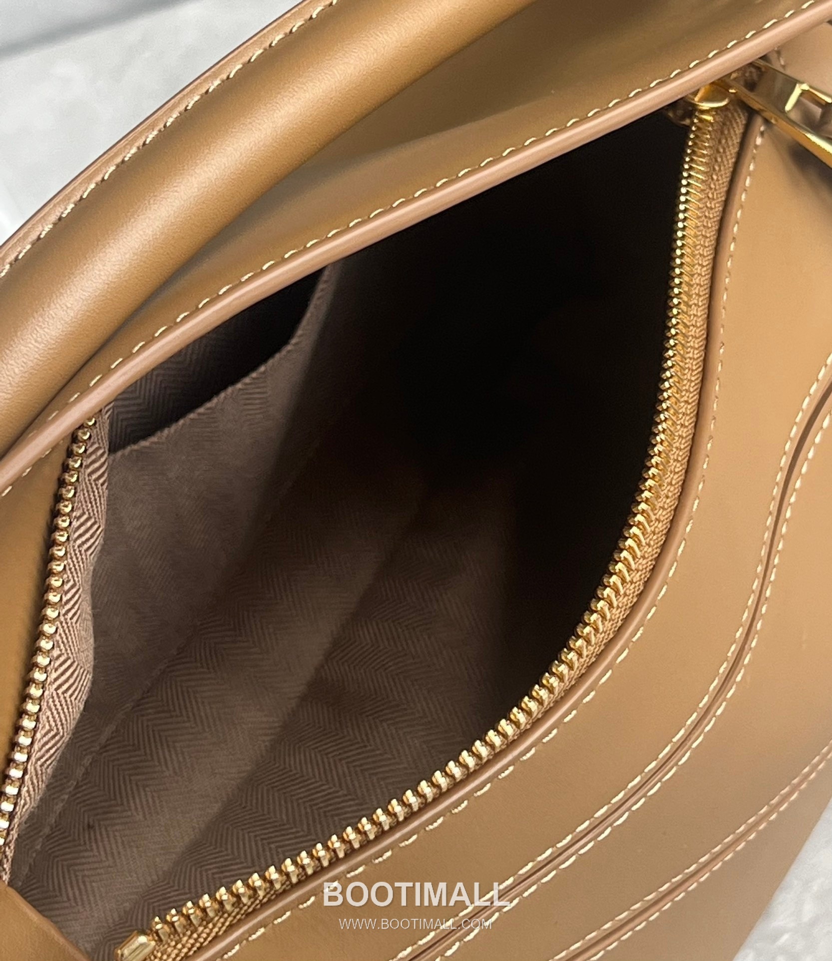 Loewe Puzzle Satin Calfskin Leather Shoulder Bag ID061609 로에베 퍼즐 새틴 카프스킨 레더 숄더 크로스백 24cm 7