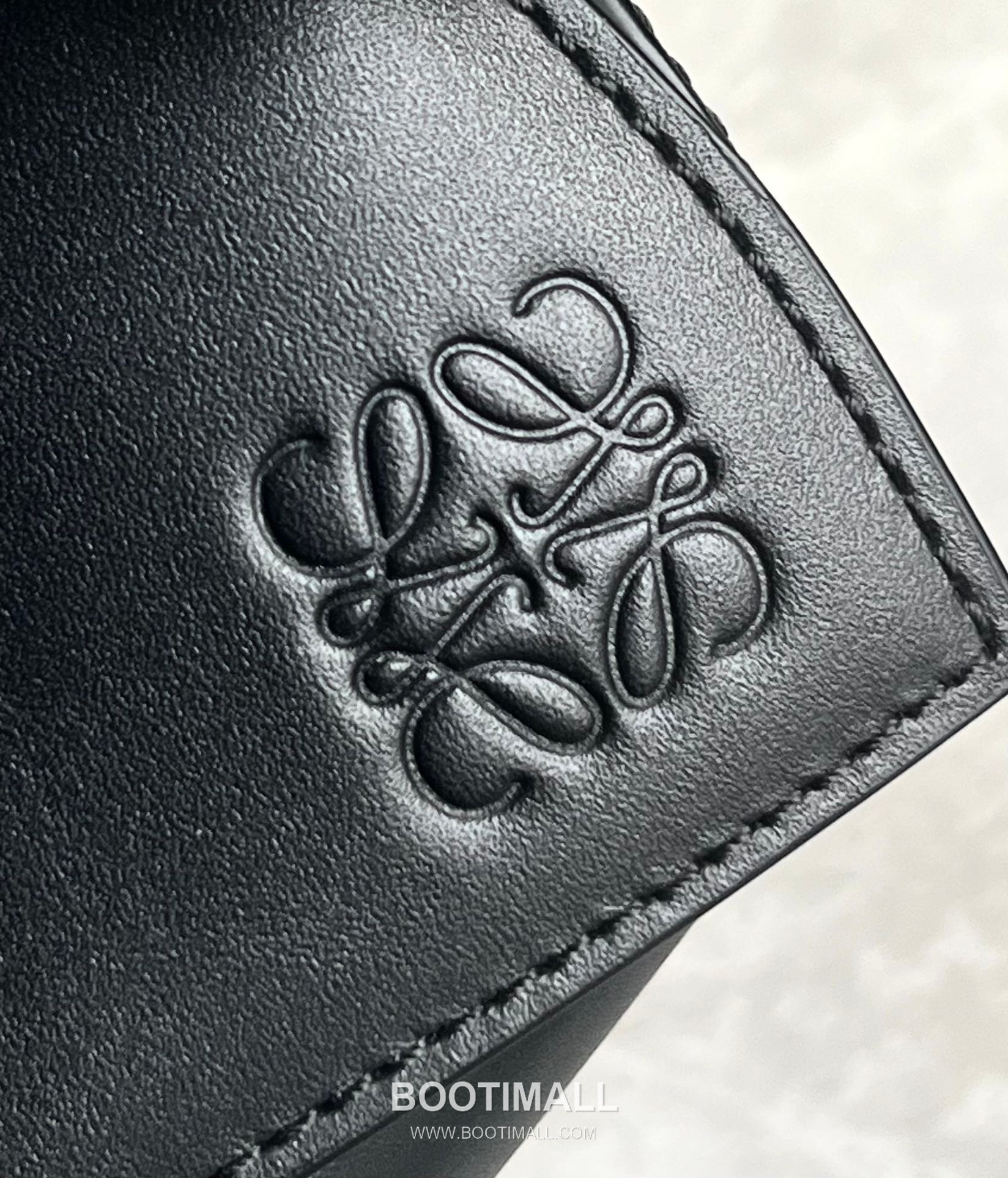 Loewe Puzzle Satin Calfskin Leather Shoulder Bag ID061609 로에베 퍼즐 새틴 카프스킨 레더 숄더 크로스백 24cm 4