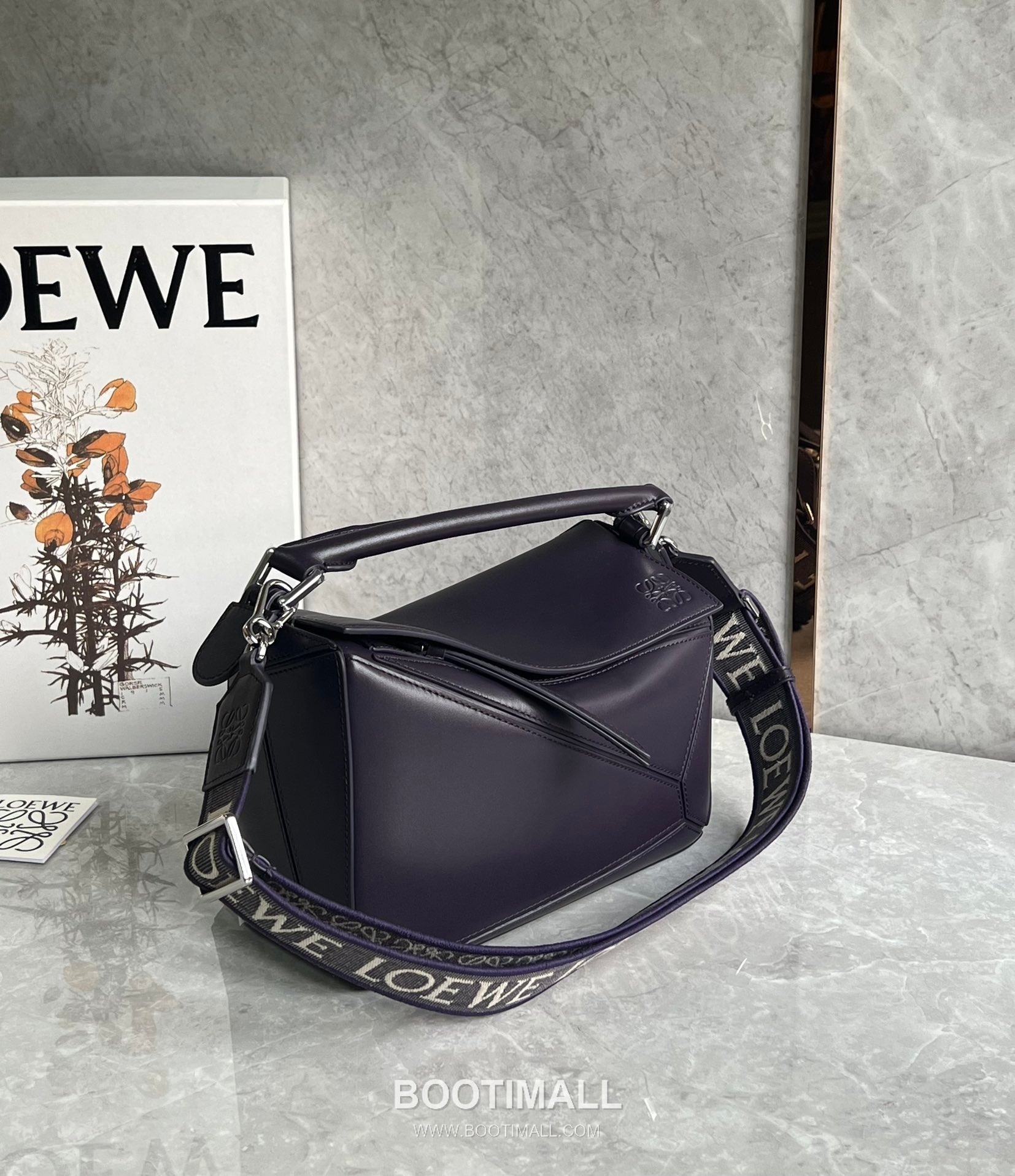 Loewe Puzzle Satin Calfskin Leather Shoulder Bag ID061609 로에베 퍼즐 새틴 카프스킨 레더 숄더 크로스백 24cm 2