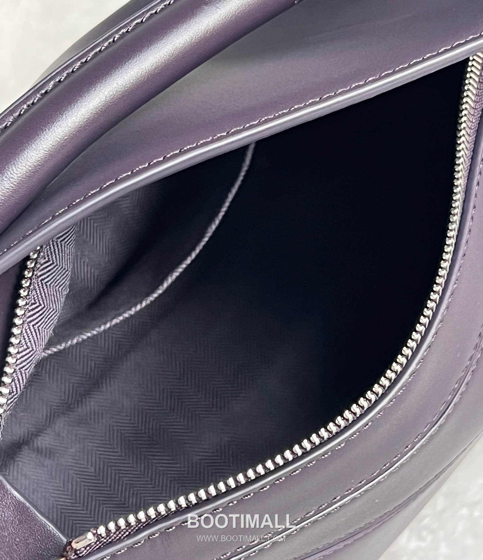 Loewe Puzzle Satin Calfskin Leather Shoulder Bag ID061609 로에베 퍼즐 새틴 카프스킨 레더 숄더 크로스백 24cm 8