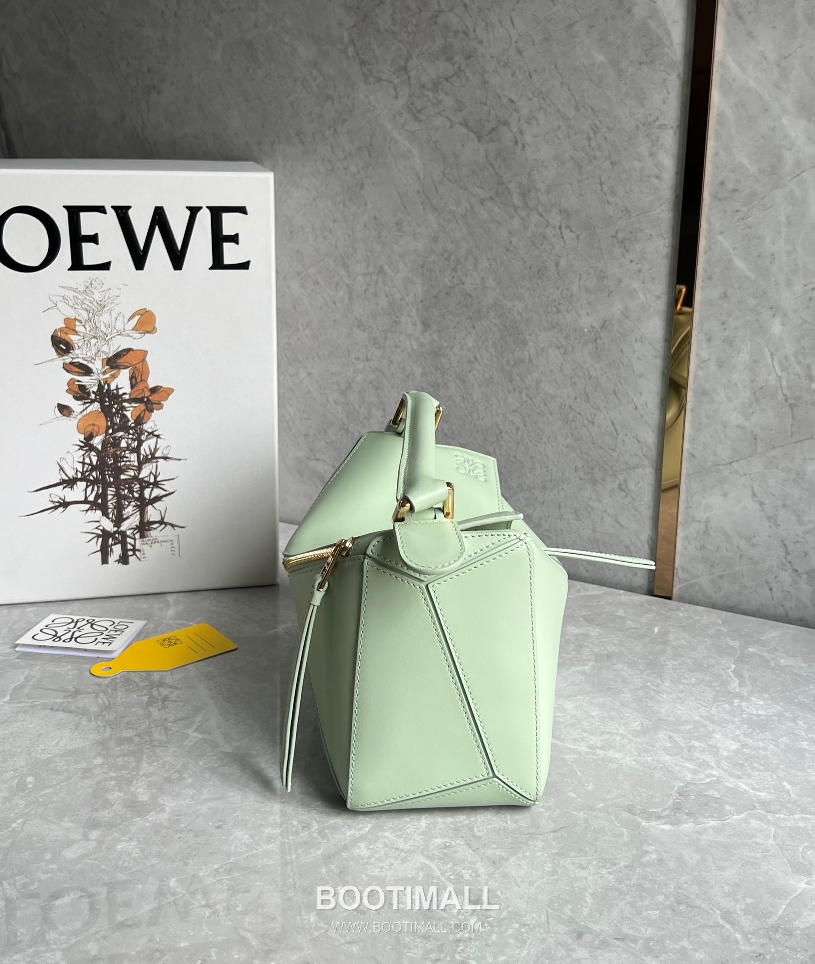 Loewe Puzzle Satin Calfskin Leather Shoulder Bag ID061609 로에베 퍼즐 새틴 카프스킨 레더 숄더 크로스백 24cm 7