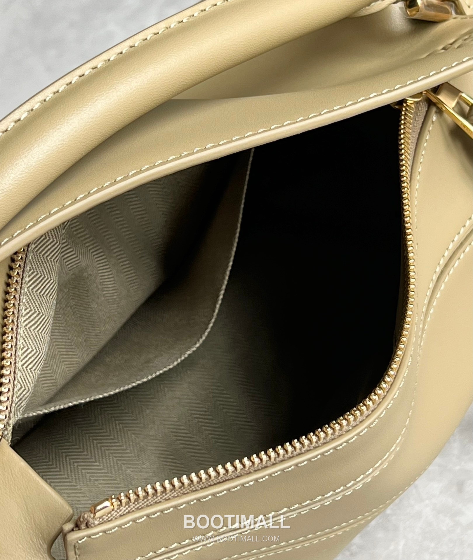 Loewe Puzzle Satin Calfskin Leather Shoulder Bag ID061609 로에베 퍼즐 새틴 카프스킨 레더 숄더 크로스백 24cm 7