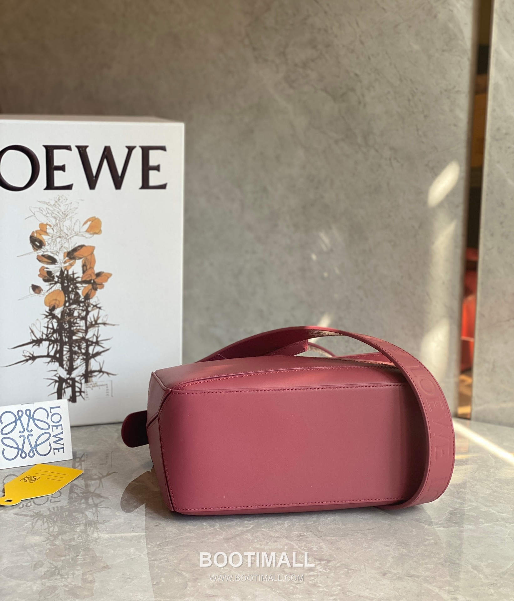 Loewe Puzzle Satin Calfskin Leather Shoulder Bag ID10172 B 로에베 퍼즐 새틴 카프스킨 레더 숄더 크로스백 24cm 7