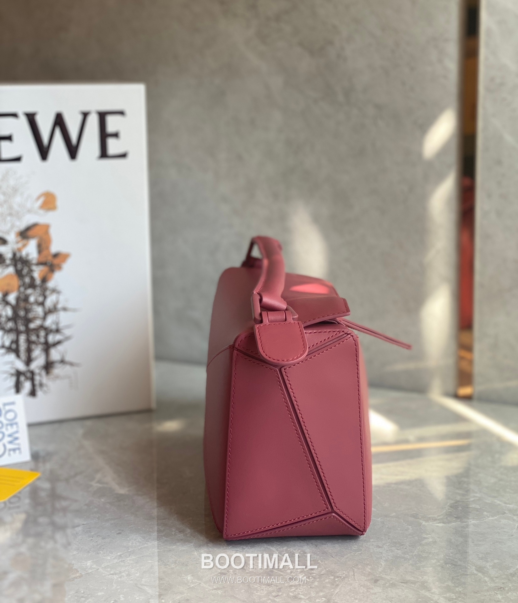 Loewe Puzzle Satin Calfskin Leather Shoulder Bag ID10172 B 로에베 퍼즐 새틴 카프스킨 레더 숄더 크로스백 24cm 8