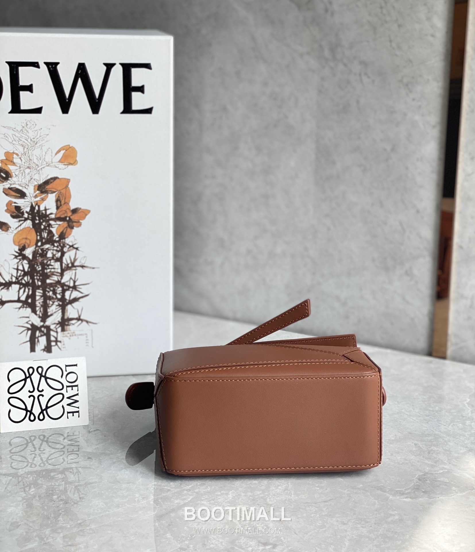 Loewe Puzzle Satin Calfskin Leather Mini Shoulder Bag ID10173 B 로에베 퍼즐 새틴 카프스킨 레더 미니 숄더 크로스백 18cm 4