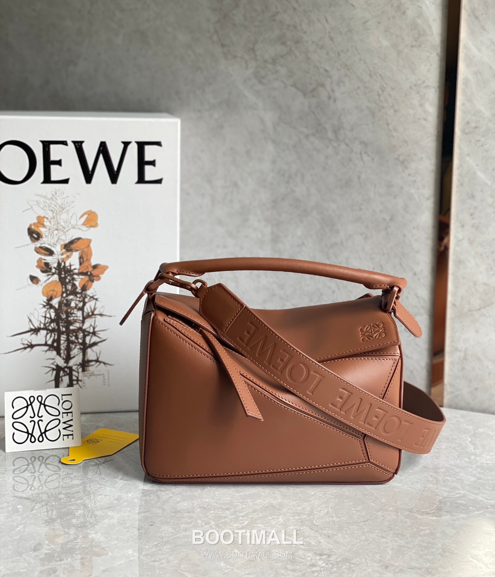 Loewe Puzzle Satin Calfskin Leather Shoulder Bag ID10172 B 로에베 퍼즐 새틴 카프스킨 레더 숄더 크로스백 24cm 10