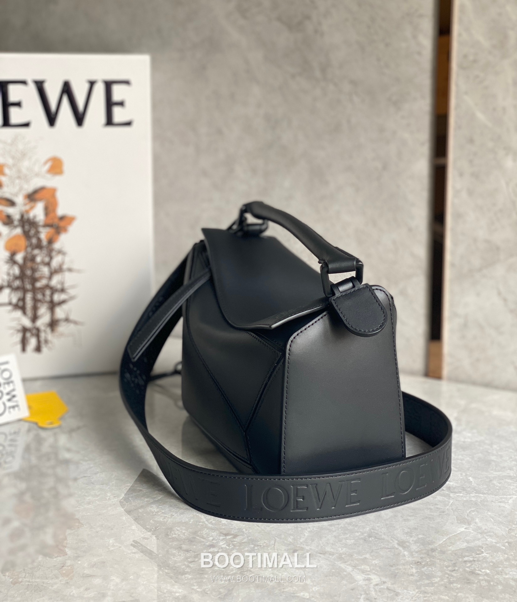 Loewe Puzzle Satin Calfskin Leather Shoulder Bag ID10172 B 로에베 퍼즐 새틴 카프스킨 레더 숄더 크로스백 24cm 14