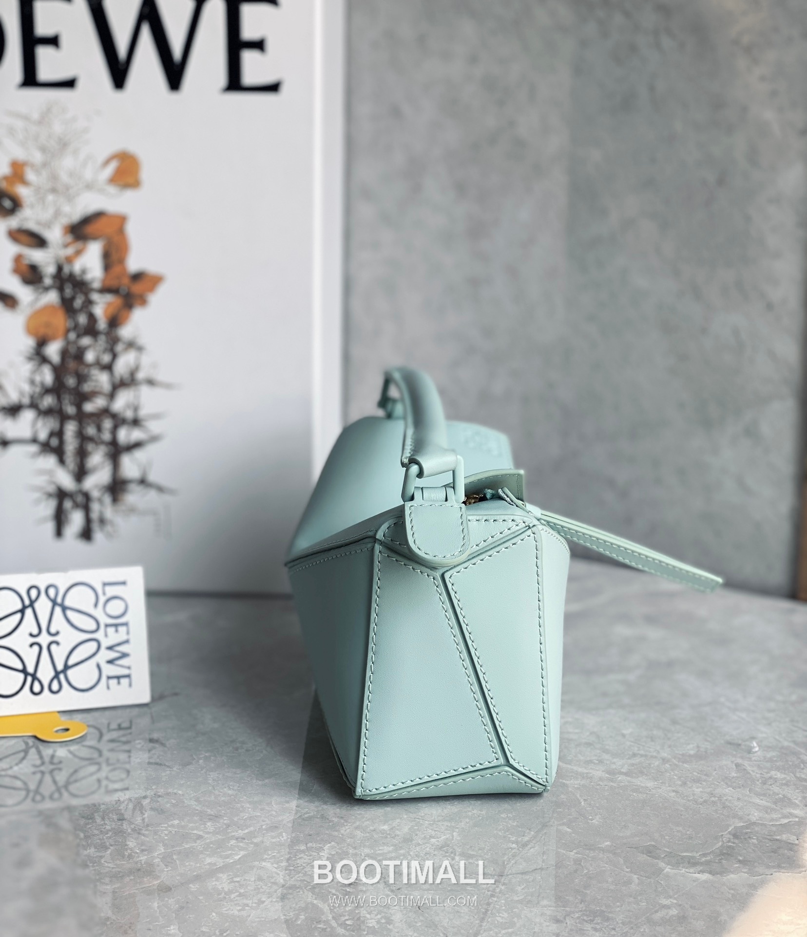 Loewe Puzzle Satin Calfskin Leather Mini Shoulder Bag ID10173 B 로에베 퍼즐 새틴 카프스킨 레더 미니 숄더 크로스백 18cm 14