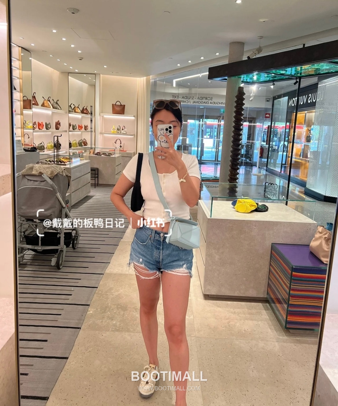 Loewe Puzzle Satin Calfskin Leather Shoulder Bag ID10172 B 로에베 퍼즐 새틴 카프스킨 레더 숄더 크로스백 24cm 1