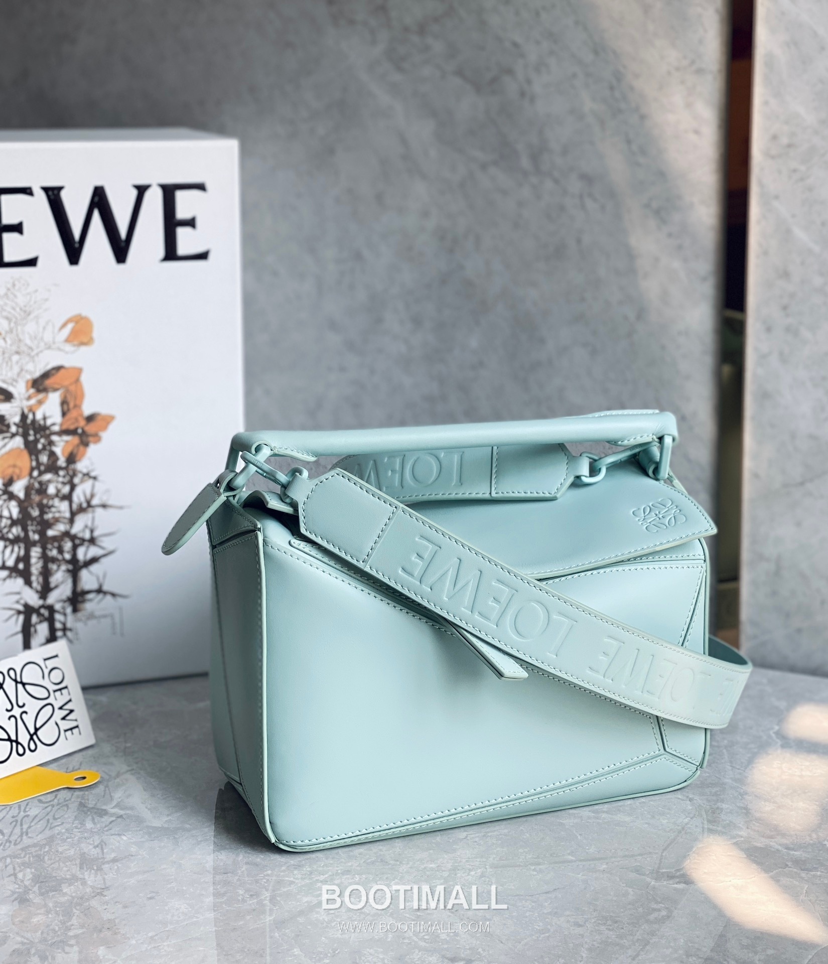 Loewe Puzzle Satin Calfskin Leather Shoulder Bag ID10172 B 로에베 퍼즐 새틴 카프스킨 레더 숄더 크로스백 24cm 8