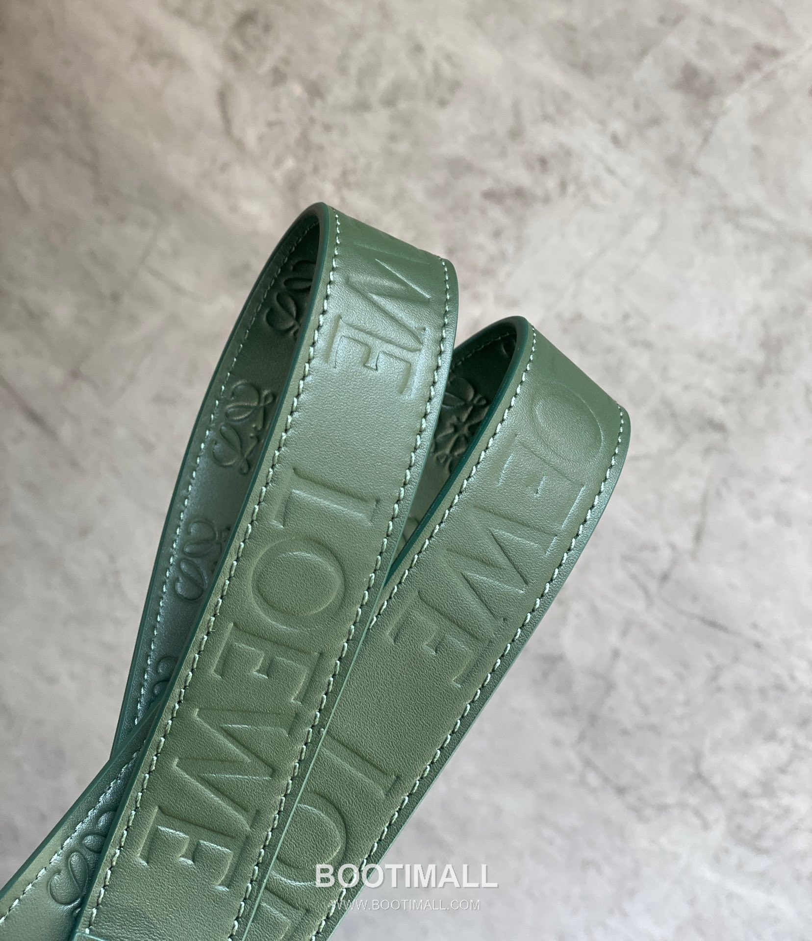 Loewe Puzzle Satin Calfskin Leather Mini Shoulder Bag ID10173 B 로에베 퍼즐 새틴 카프스킨 레더 미니 숄더 크로스백 18cm 18