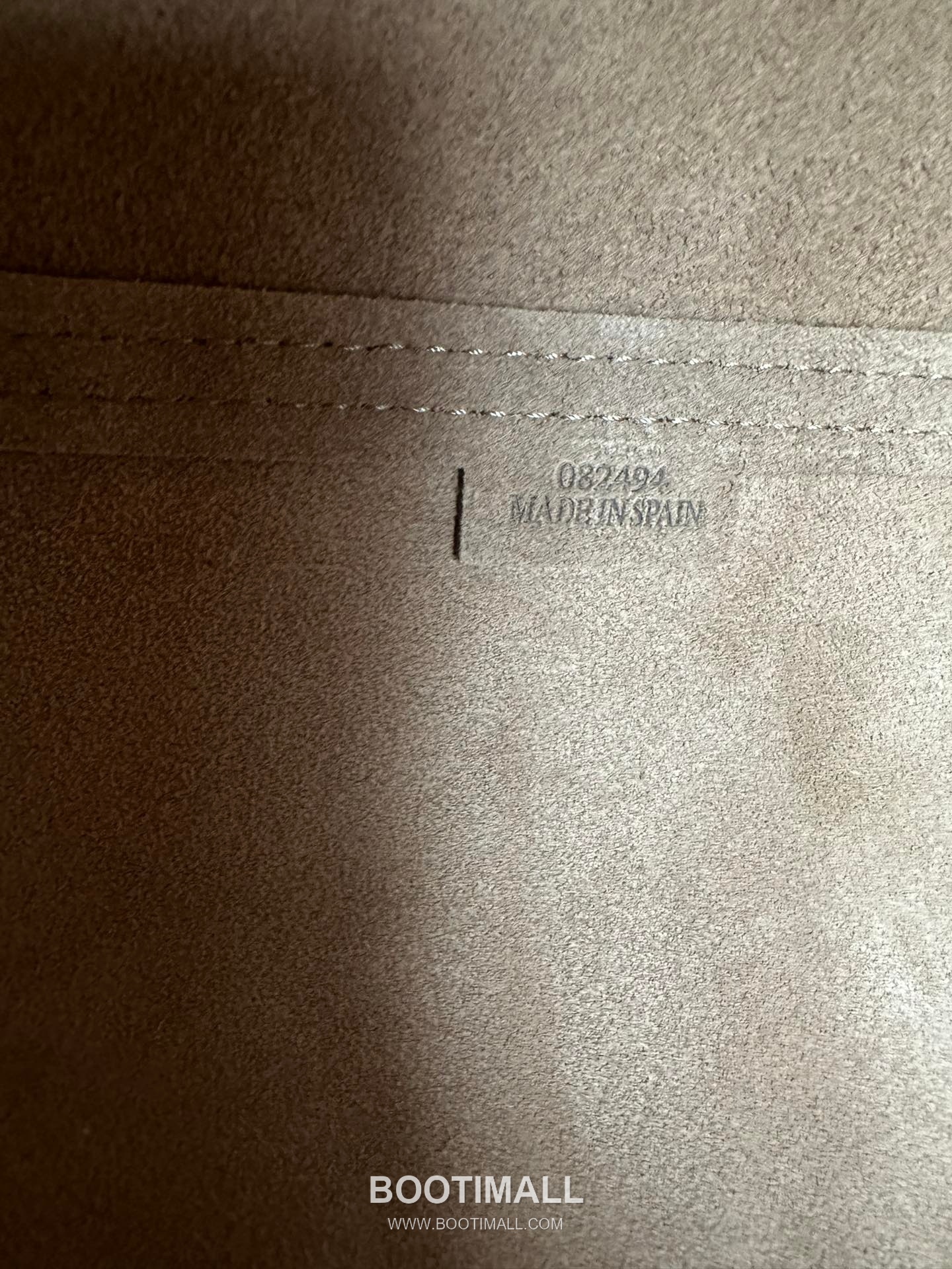 Loewe Puzzle Fold Glossy Calfskin Leather Large Tote Bag 1761 로에베 퍼즐 폴드 글로시 카프스킨 레더 라지 토트백 42cm 11