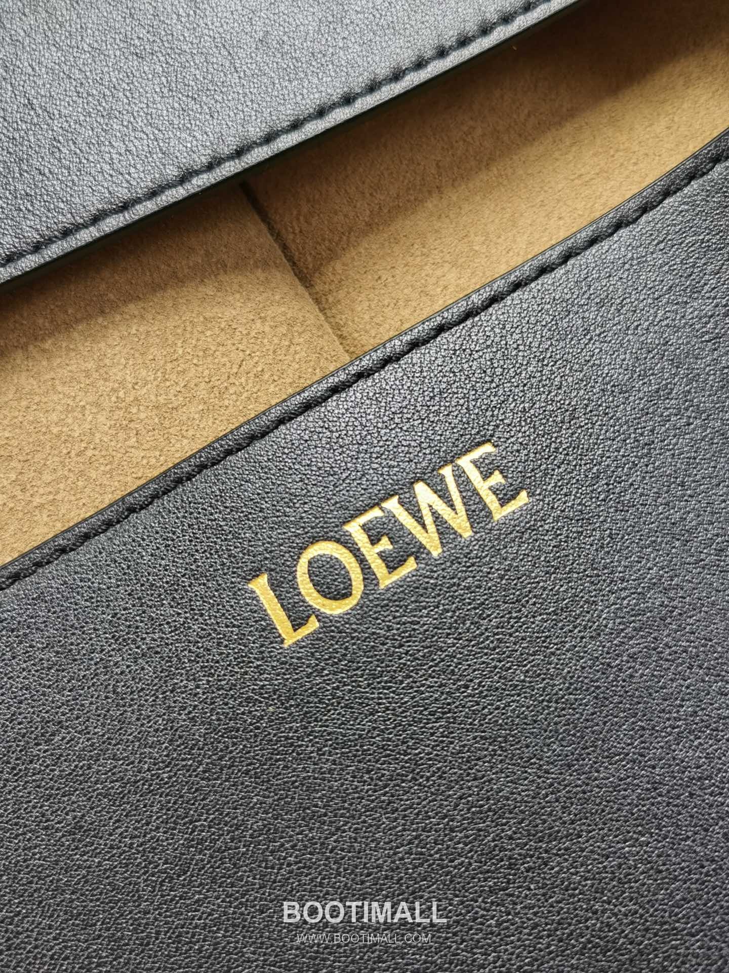 Loewe Puzzle Fold Glossy Calfskin Leather Large Tote Bag 1761 로에베 퍼즐 폴드 글로시 카프스킨 레더 라지 토트백 42cm 10